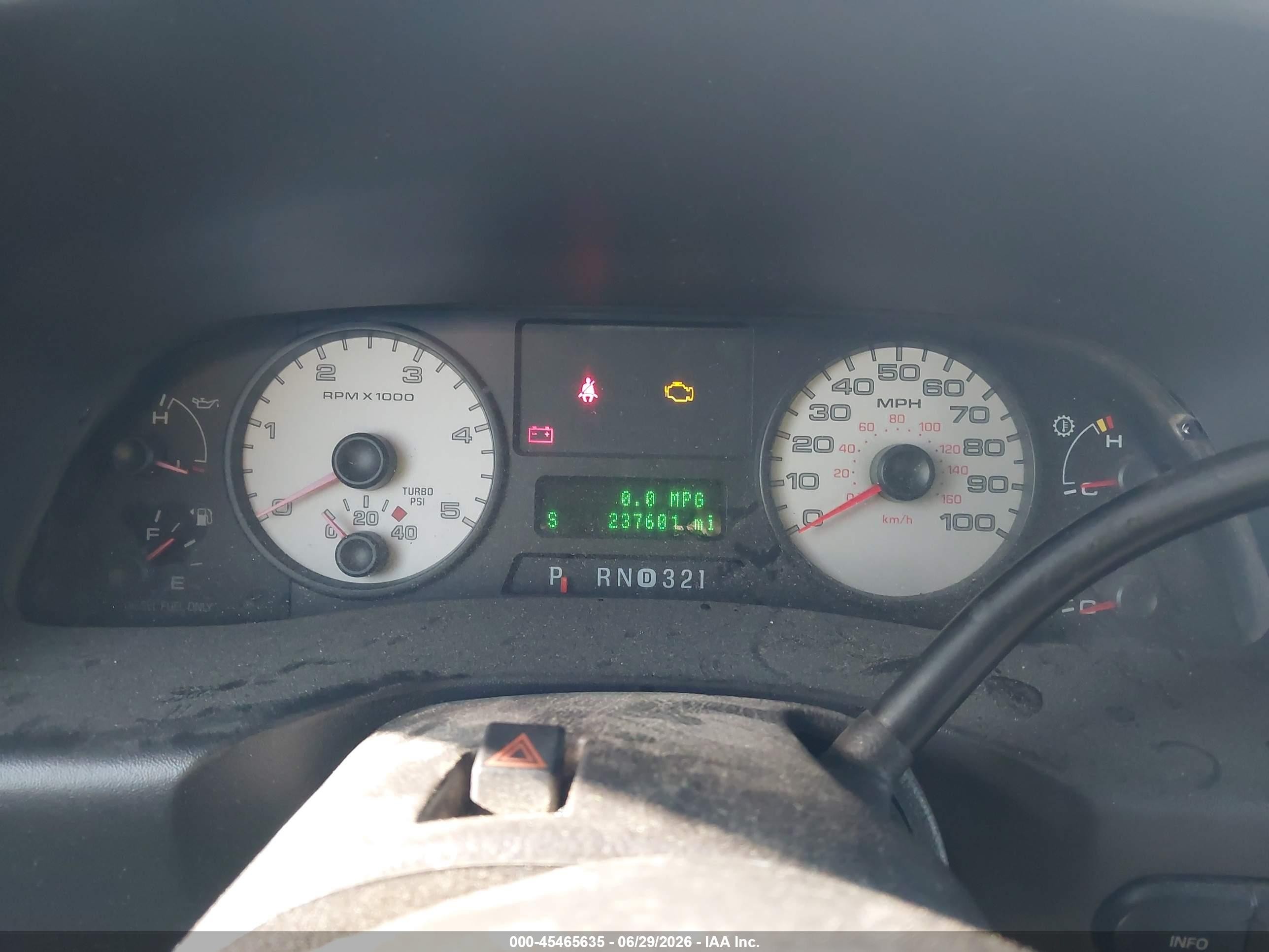 2005 Ford F-250 Lariat/xl/xlt Серебряный vin: 1FTSW21P45EA32846