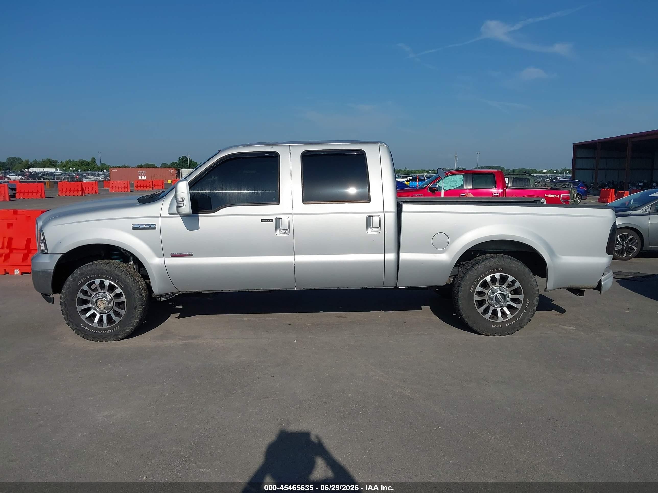 2005 Ford F-250 Lariat/xl/xlt Серебряный vin: 1FTSW21P45EA32846
