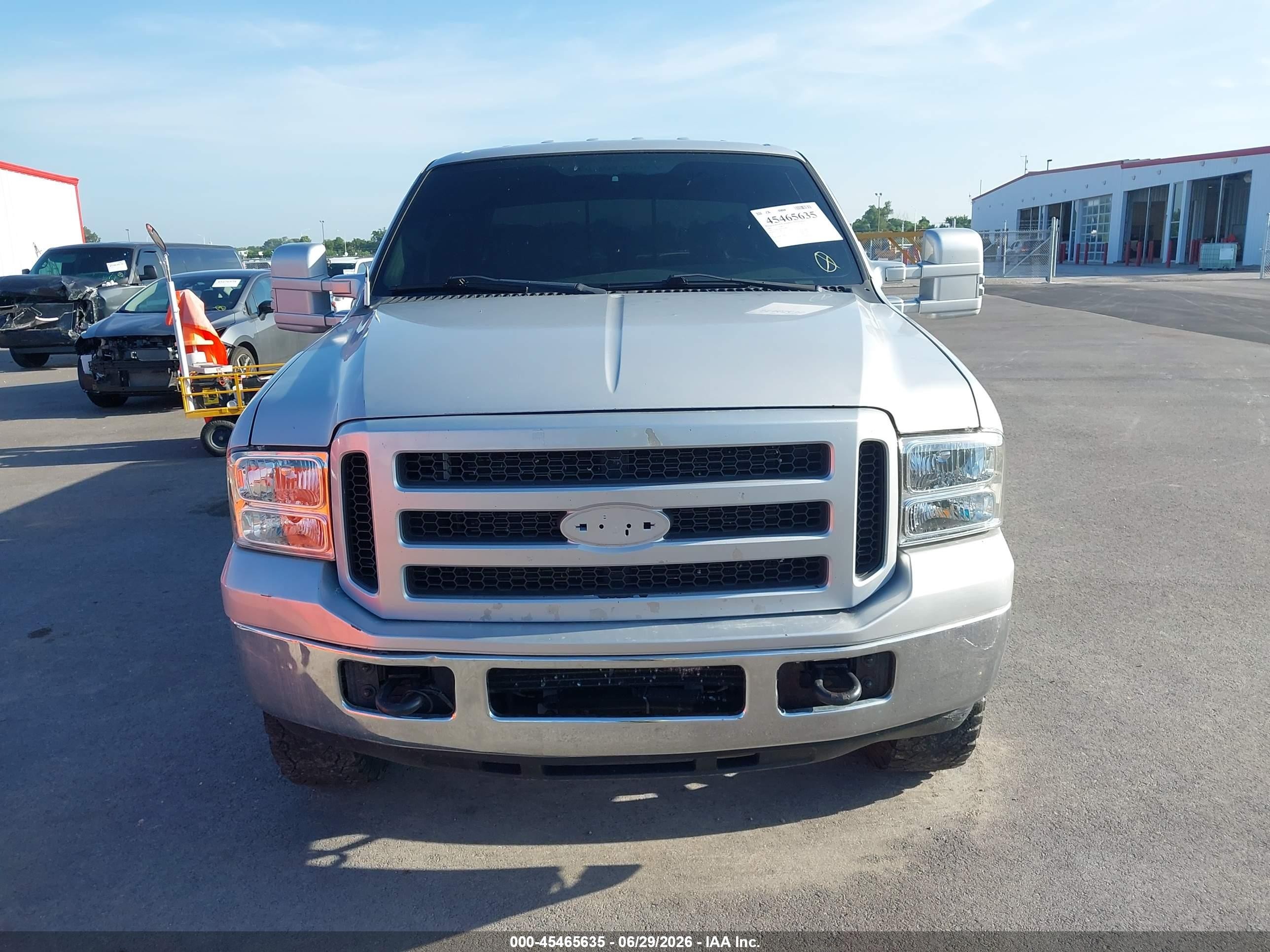 2005 Ford F-250 Lariat/xl/xlt Серебряный vin: 1FTSW21P45EA32846