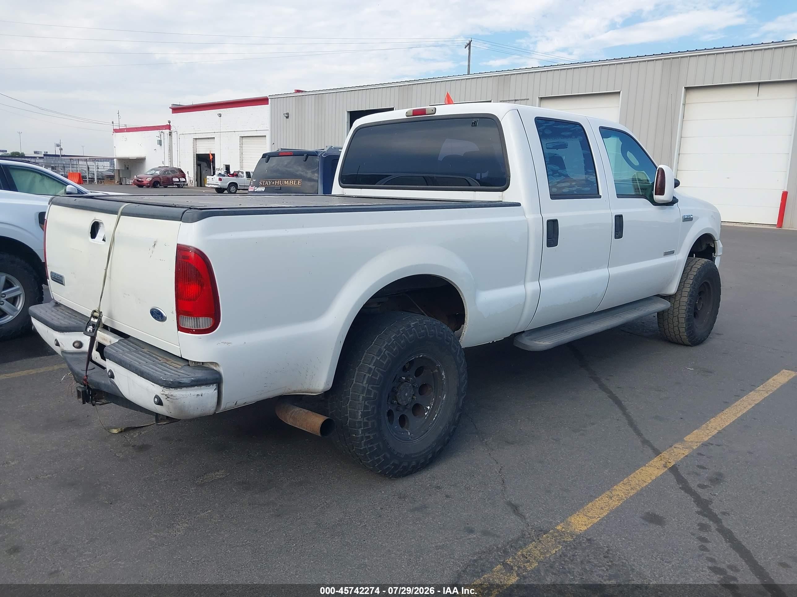 2005 Ford F-250 Lariat/xl/xlt White vin: 1FTSW21P45EC41150