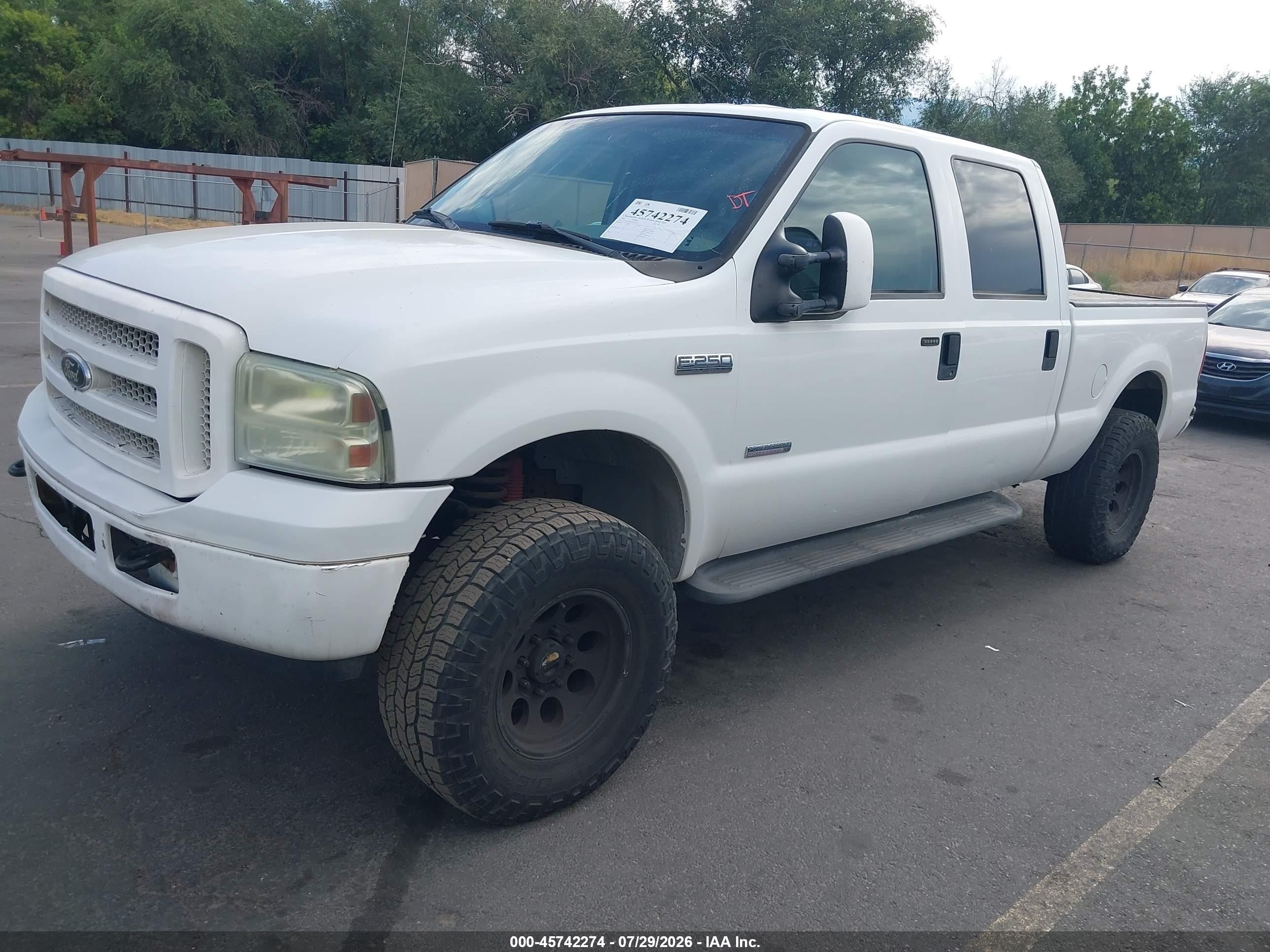 2005 Ford F-250 Lariat/xl/xlt White vin: 1FTSW21P45EC41150