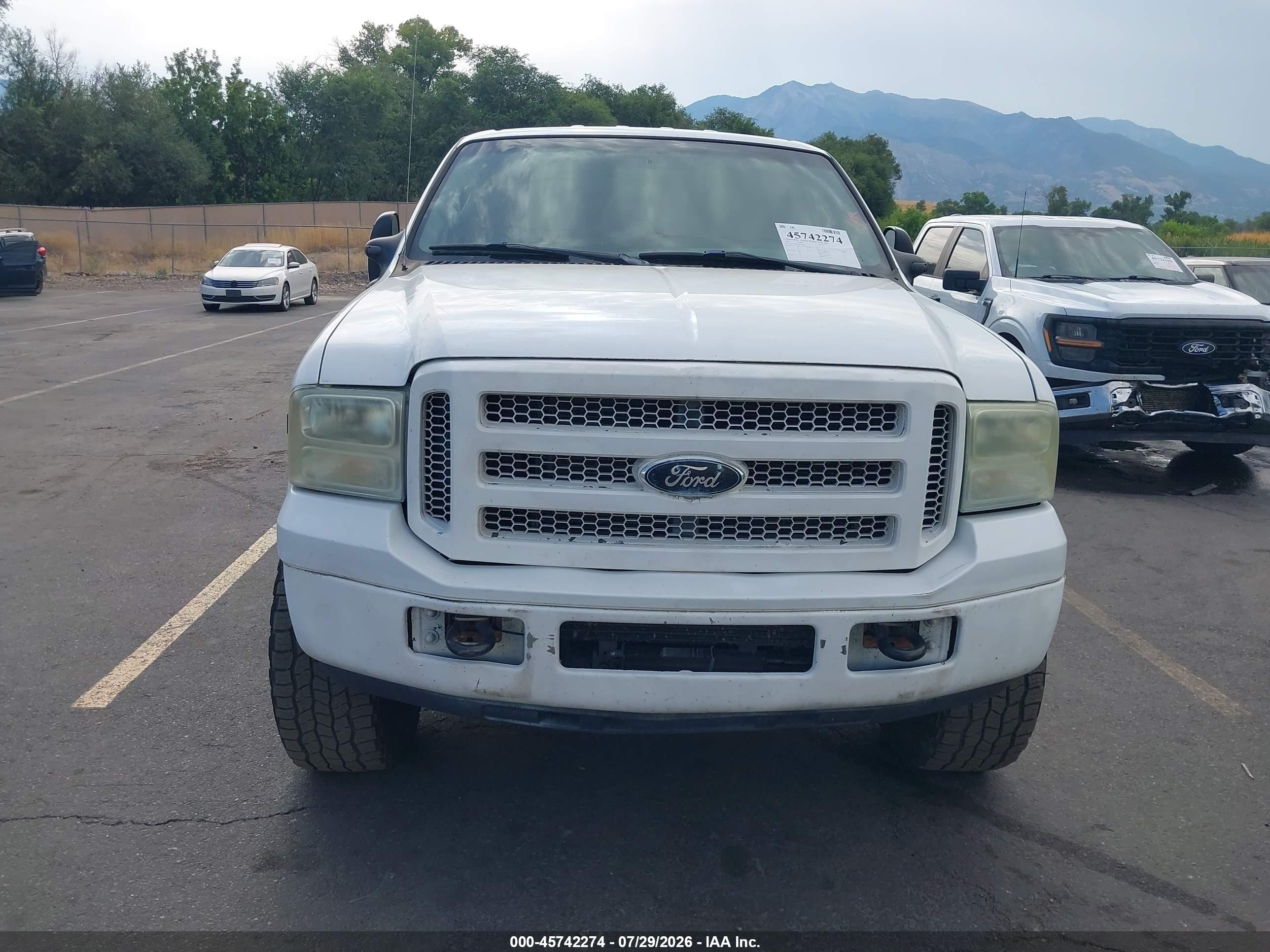 2005 Ford F-250 Lariat/xl/xlt White vin: 1FTSW21P45EC41150