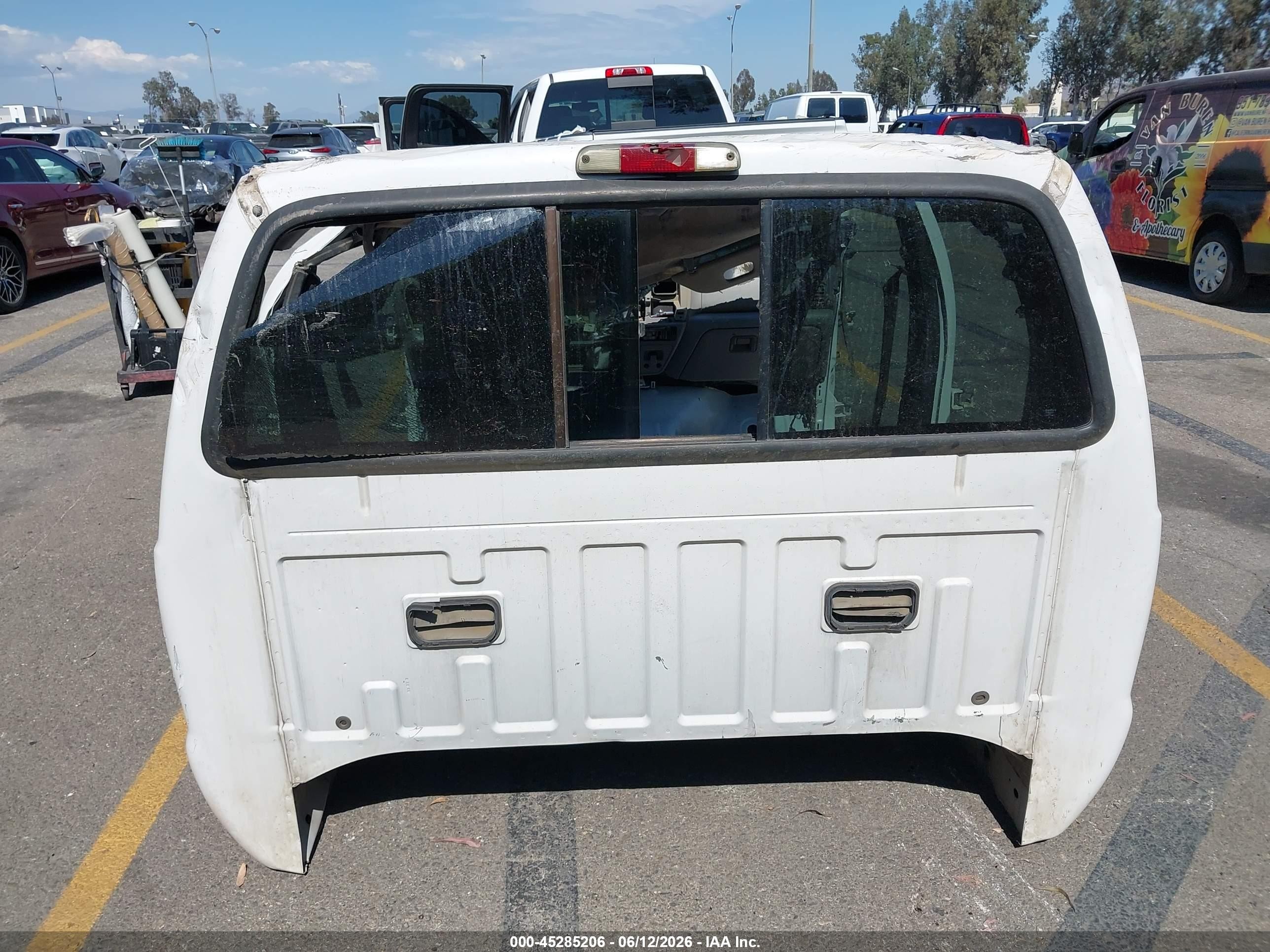 2005 Ford F-250 Lariat/xl/xlt White vin: 1FTSW21P45EC73306