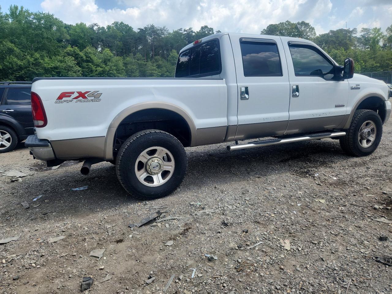 2006 Ford F250 Super Duty White vin: 1FTSW21P46EB03562