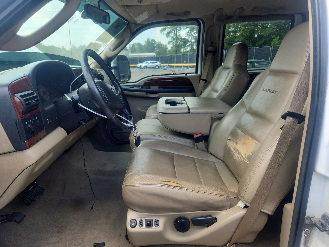 2006 Ford F250 Super Duty White vin: 1FTSW21P46EB03562