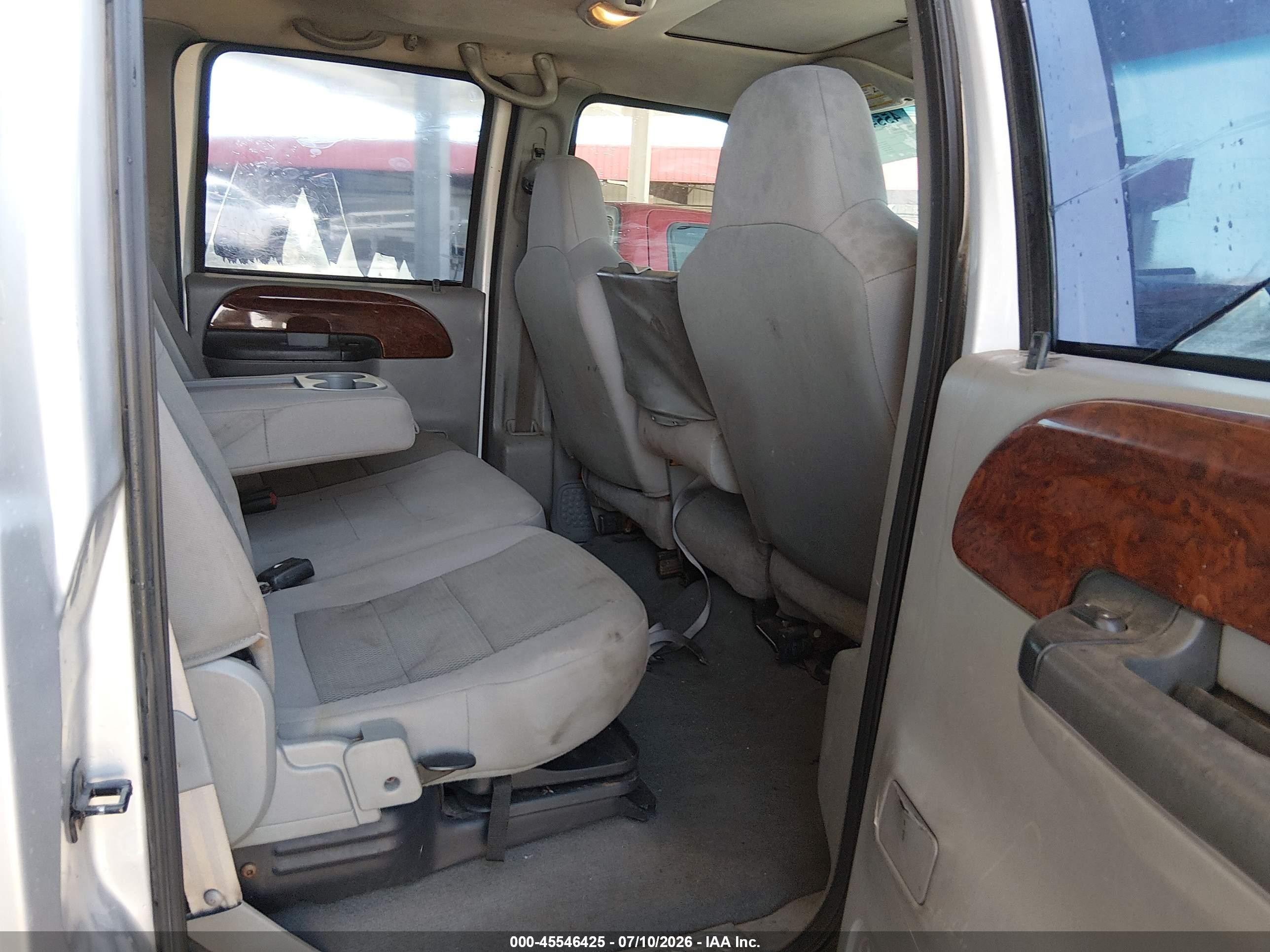 2006 Ford F-250 Lariat/xl/xlt Серебряный vin: 1FTSW21P46ED57501