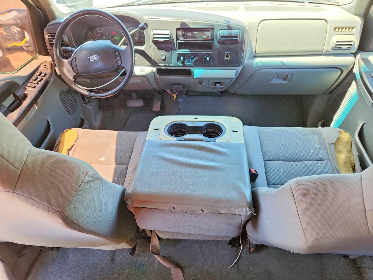 2005 Ford F250 Super Duty White vin: 1FTSW21P55EA48571