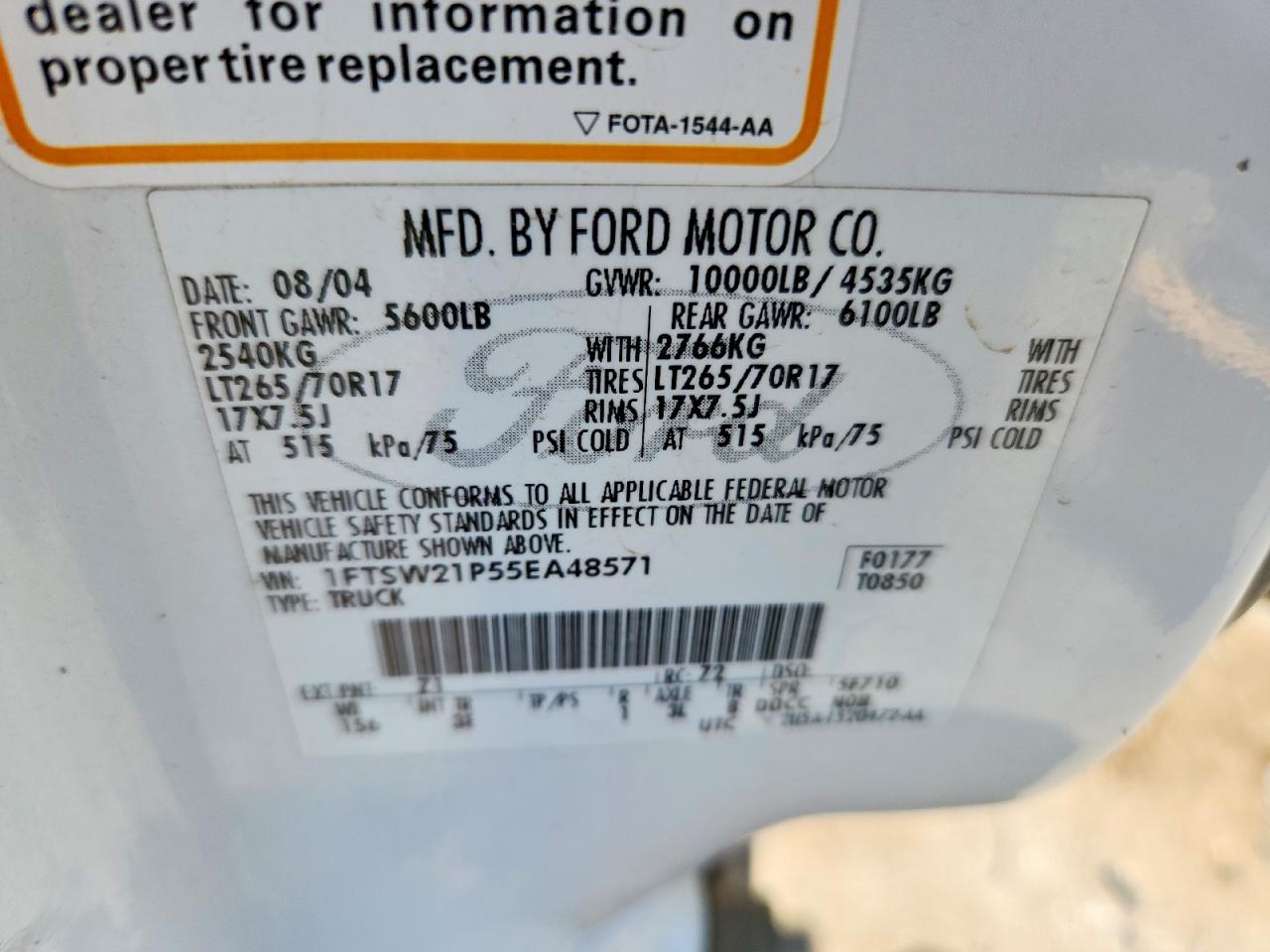 2005 Ford F250 Super Duty White vin: 1FTSW21P55EA48571