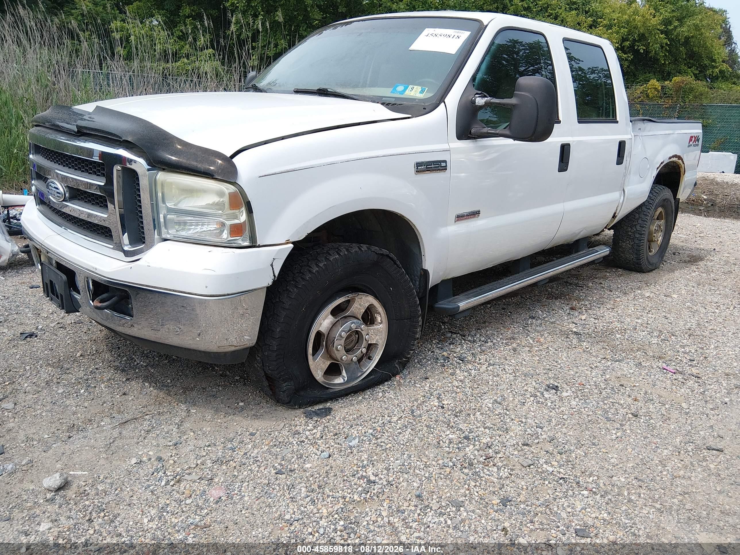 2005 Ford F-250 Lariat/xl/xlt White vin: 1FTSW21P55EA97768
