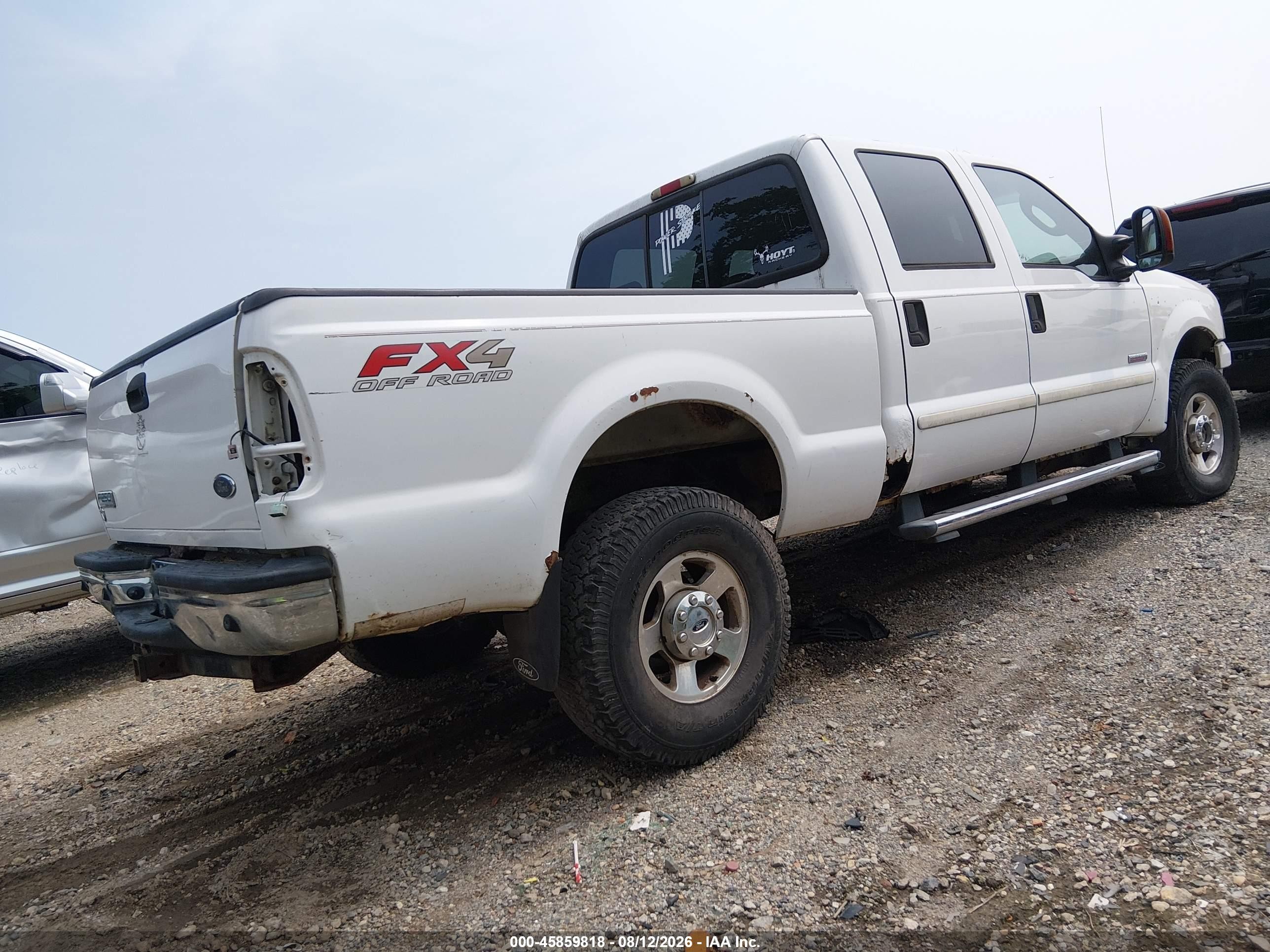2005 Ford F-250 Lariat/xl/xlt White vin: 1FTSW21P55EA97768