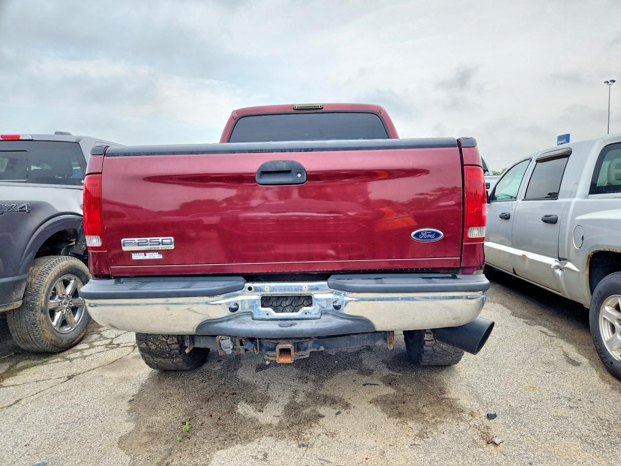 2006 Ford F250 Super Duty Темно-бордовый vin: 1FTSW21P56EB25845