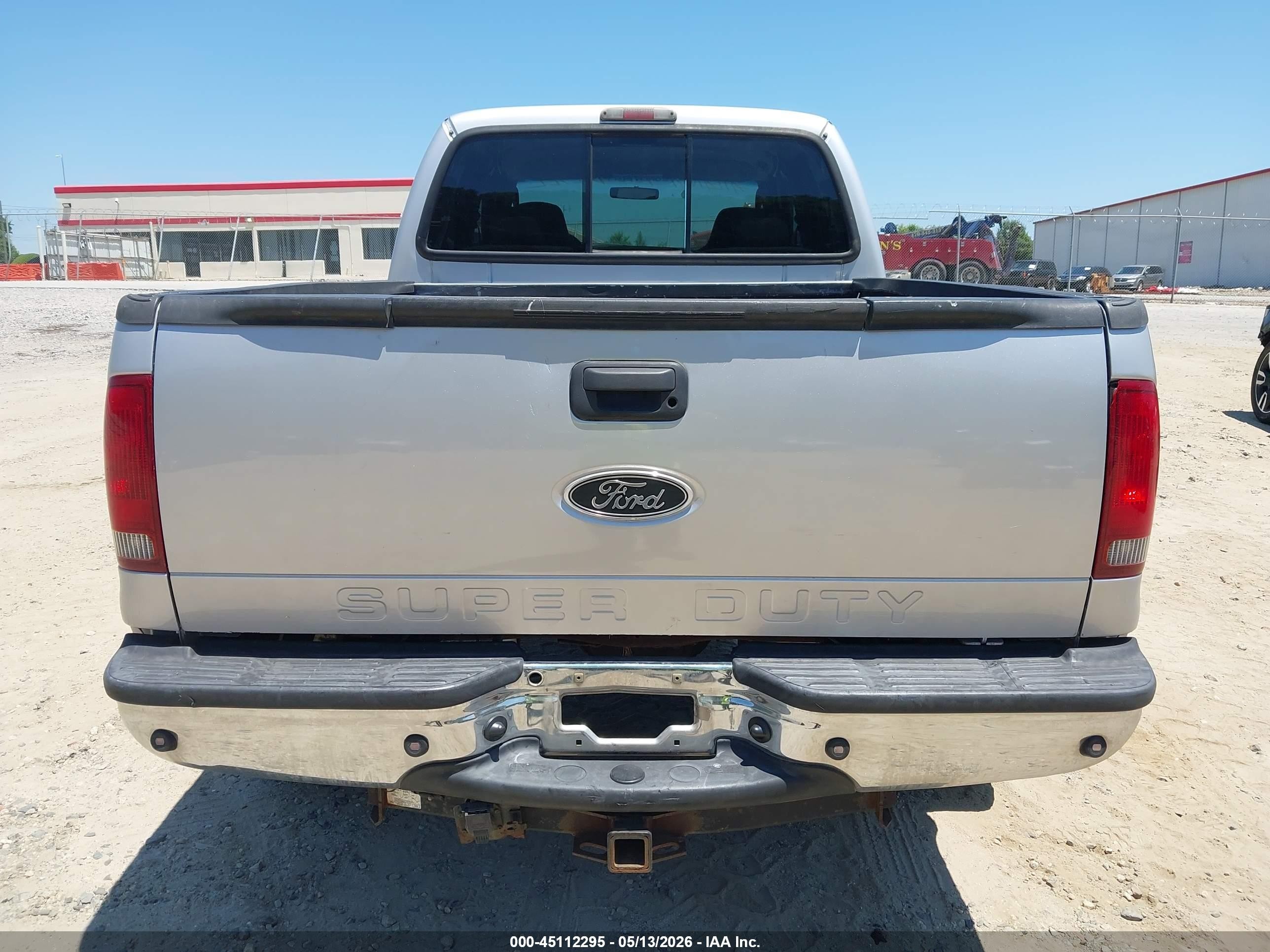 2006 Ford F-250 Lariat/xl/xlt Серебряный vin: 1FTSW21P56ED04516