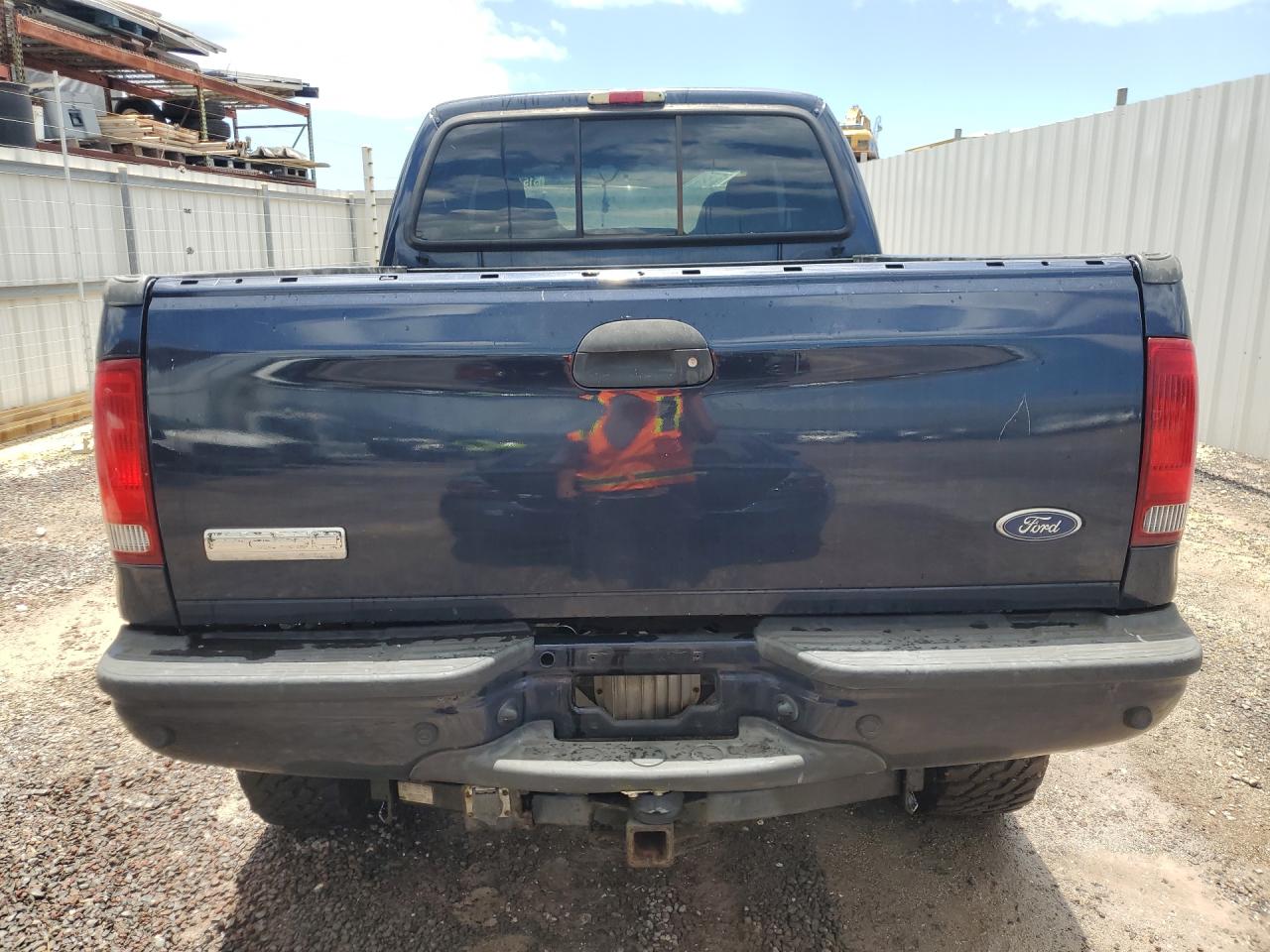 2005 Ford F250 Super Duty Blue vin: 1FTSW21P65EB66337 Damage: Tailgate, Multiple Scratches Heavy, 3