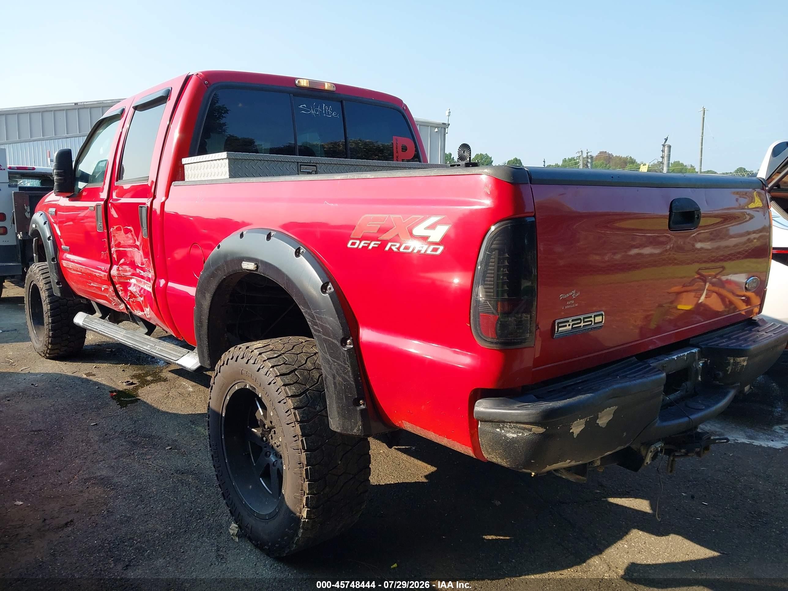 2005 Ford F-250 Lariat/xl/xlt Красный vin: 1FTSW21P75EB66749