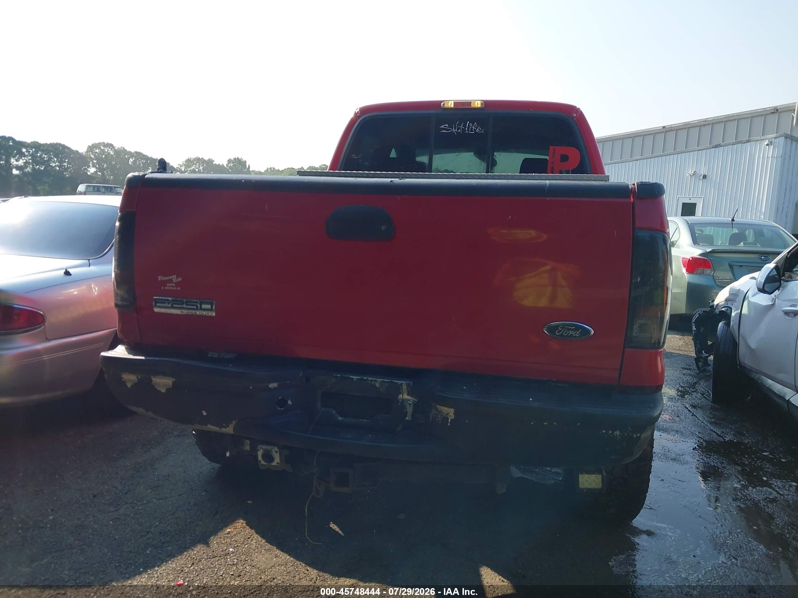 2005 Ford F-250 Lariat/xl/xlt Красный vin: 1FTSW21P75EB66749