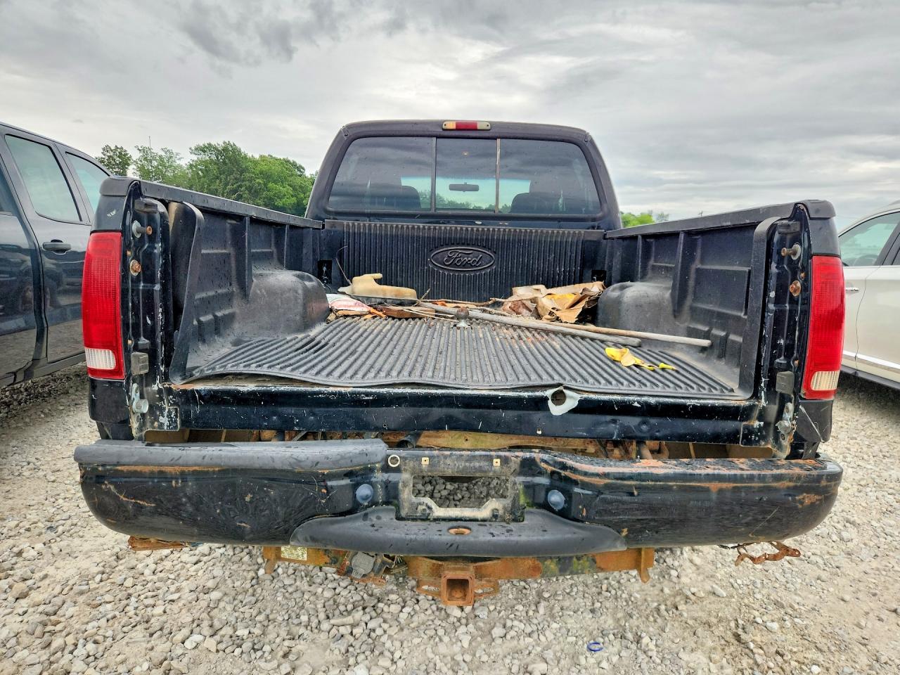2006 Ford F250 Super Duty Black vin: 1FTSW21P76EB12305
