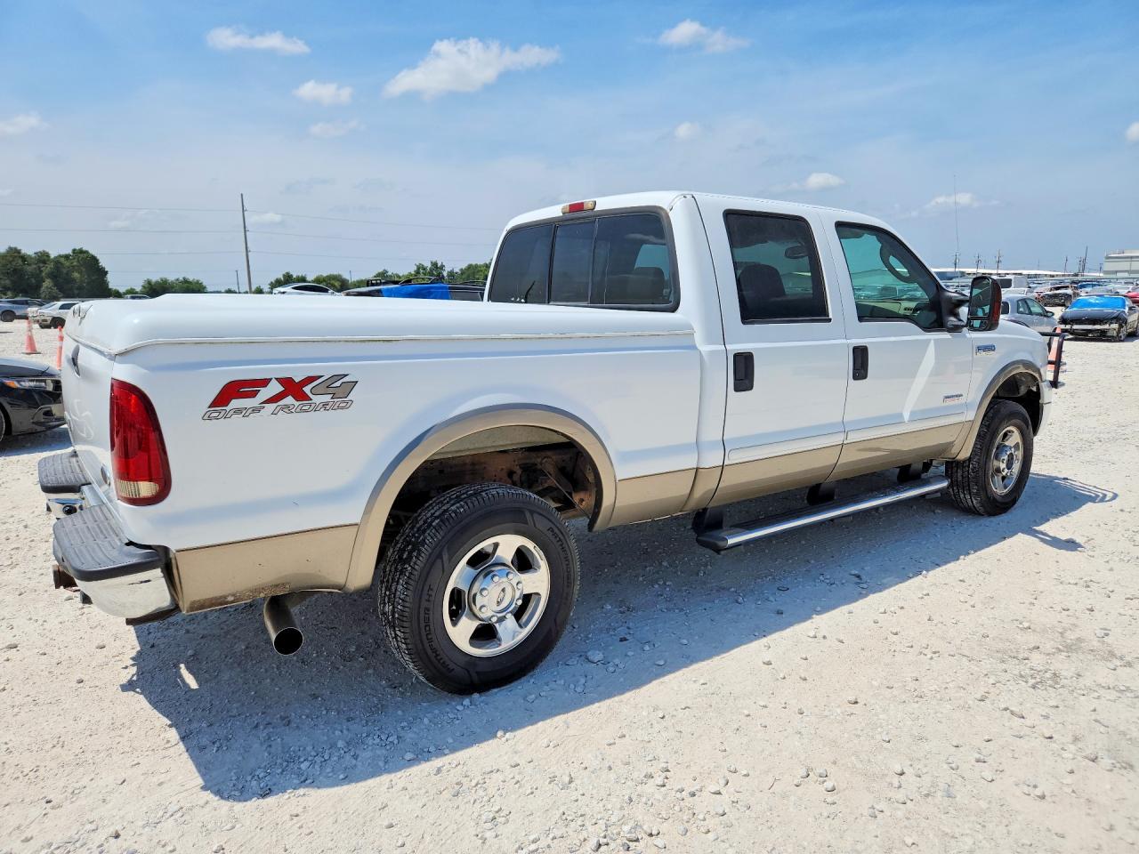 2005 Ford F250 Super Duty White vin: 1FTSW21P85EB10593