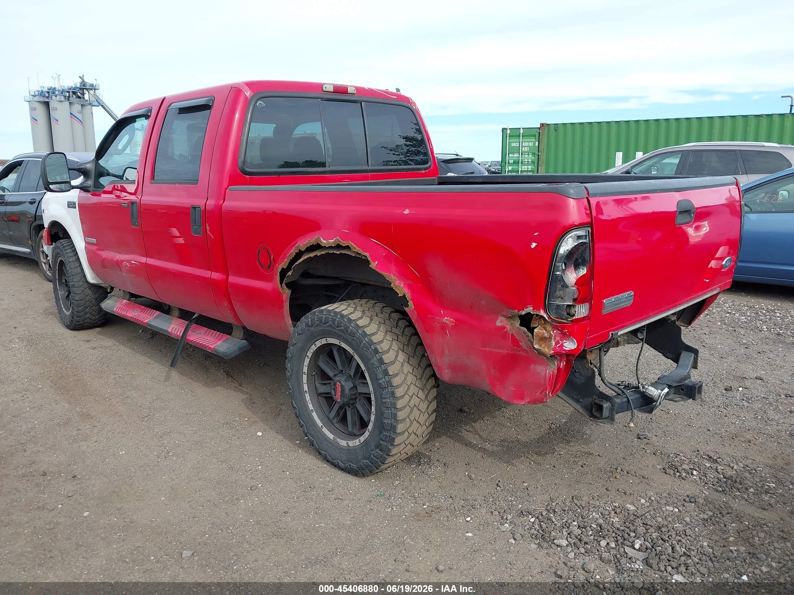 2005 Ford F-250 Lariat/xl/xlt Red vin: 1FTSW21P85EB71717