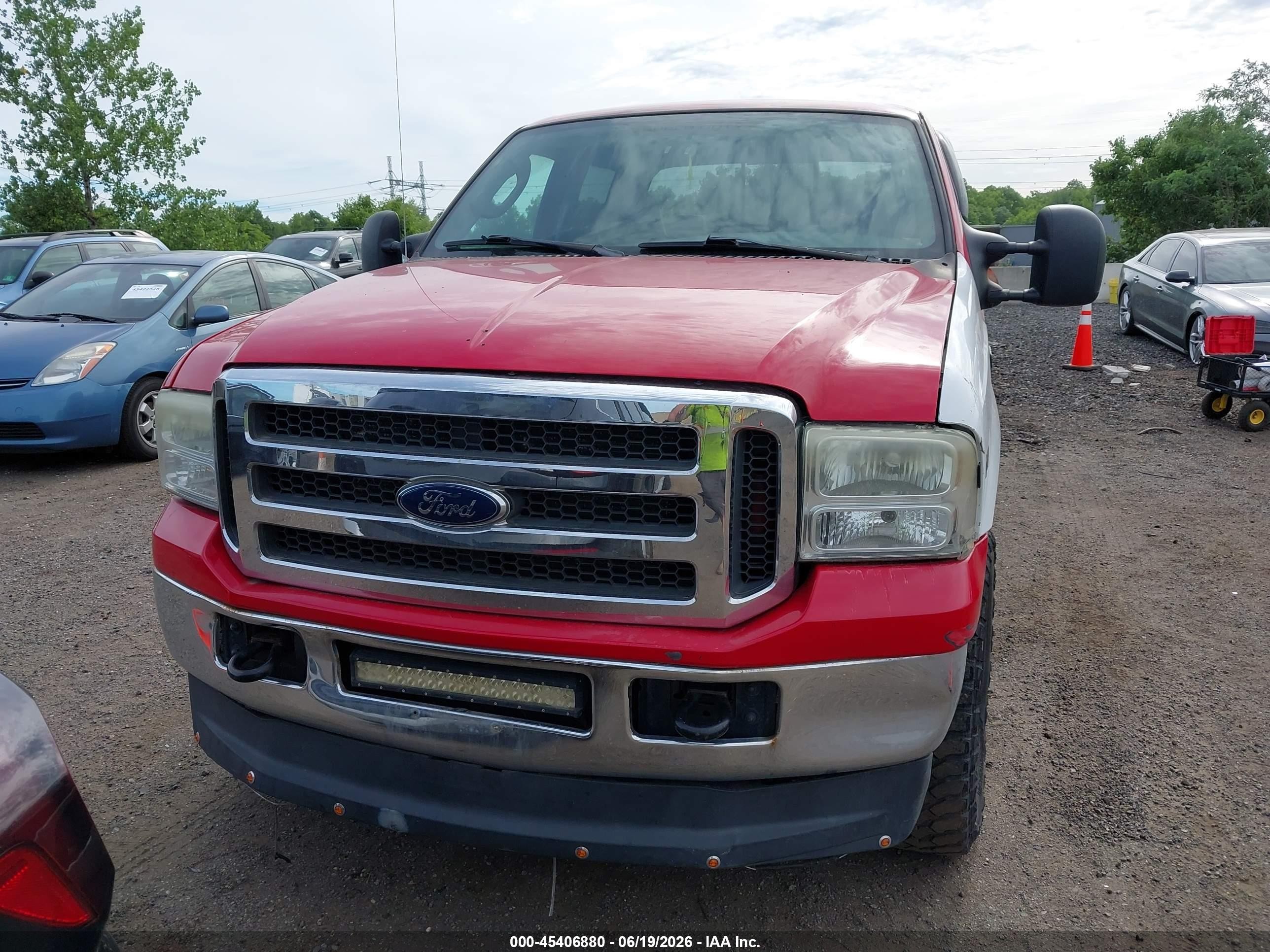 2005 Ford F-250 Lariat/xl/xlt Red vin: 1FTSW21P85EB71717