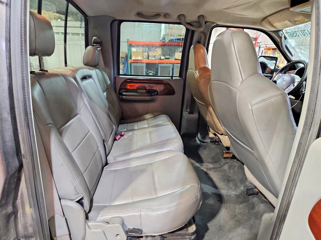 2006 Ford F250 Super Duty Silver vin: 1FTSW21P86ED59218