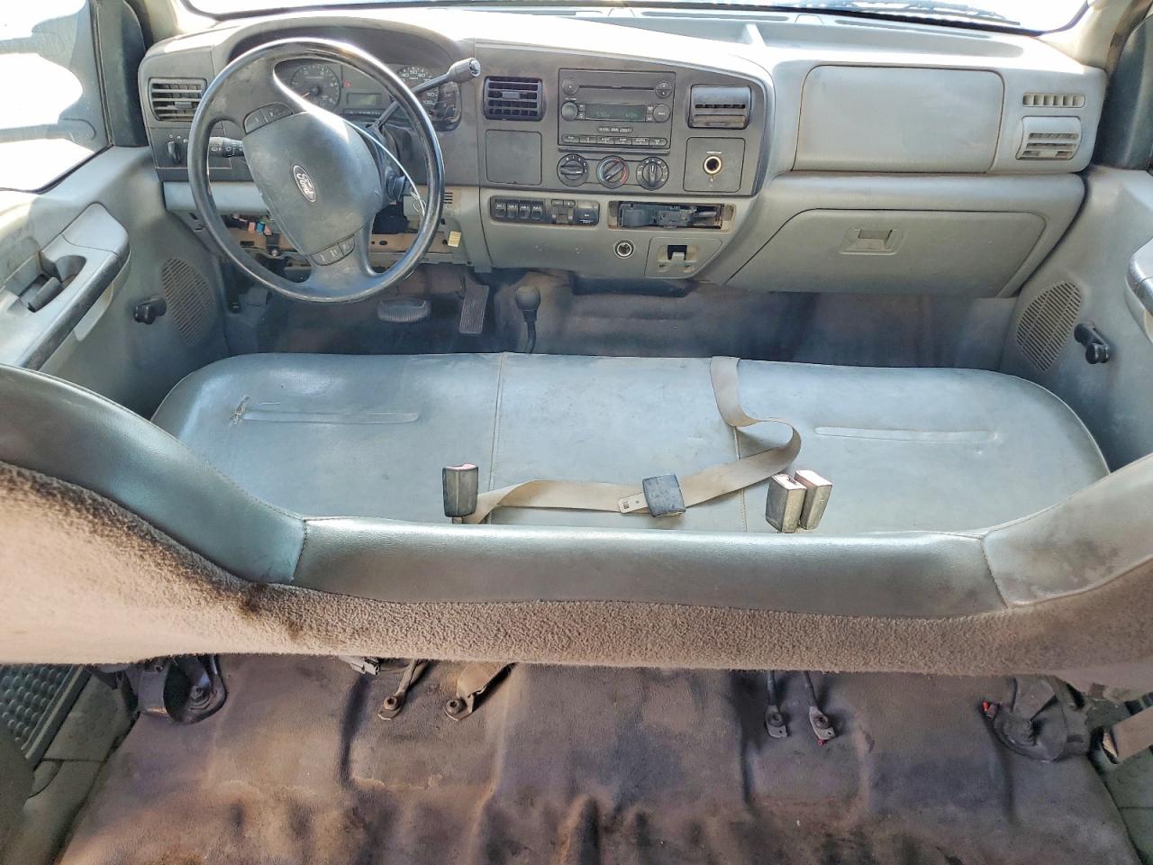 2005 Ford F250 Super Duty White vin: 1FTSW21P95EB19237