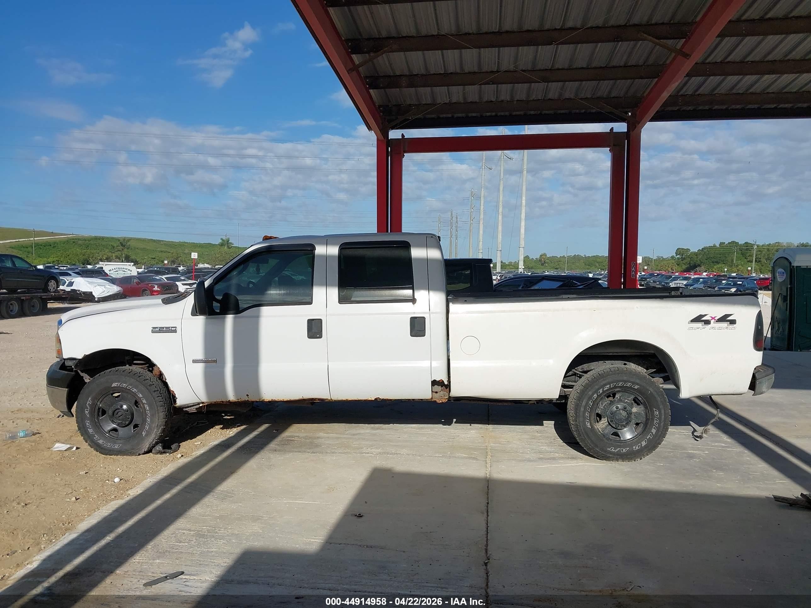 2006 Ford F-250 Lariat/xl/xlt White vin: 1FTSW21P96EA76648