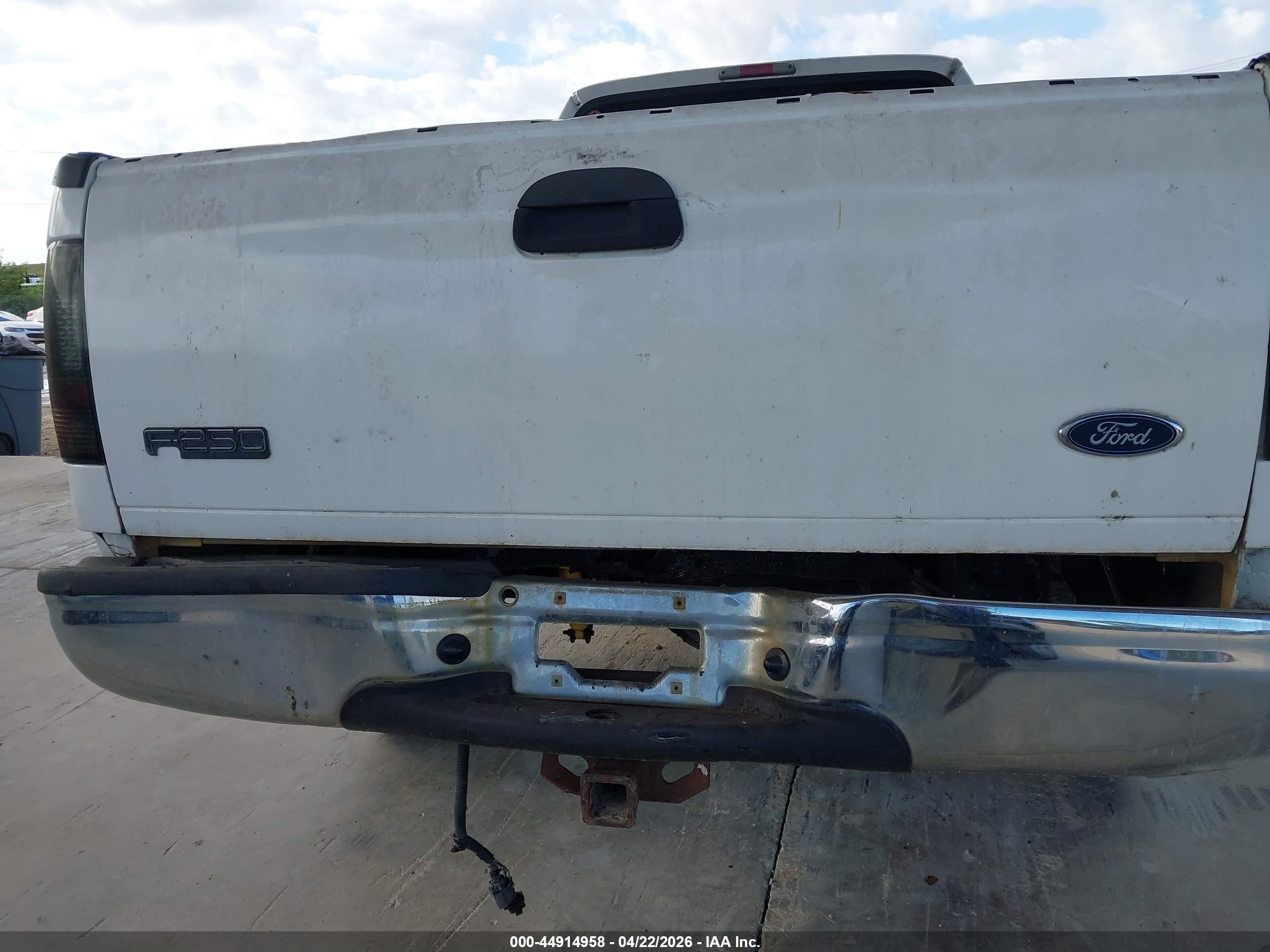 2006 Ford F-250 Lariat/xl/xlt White vin: 1FTSW21P96EA76648