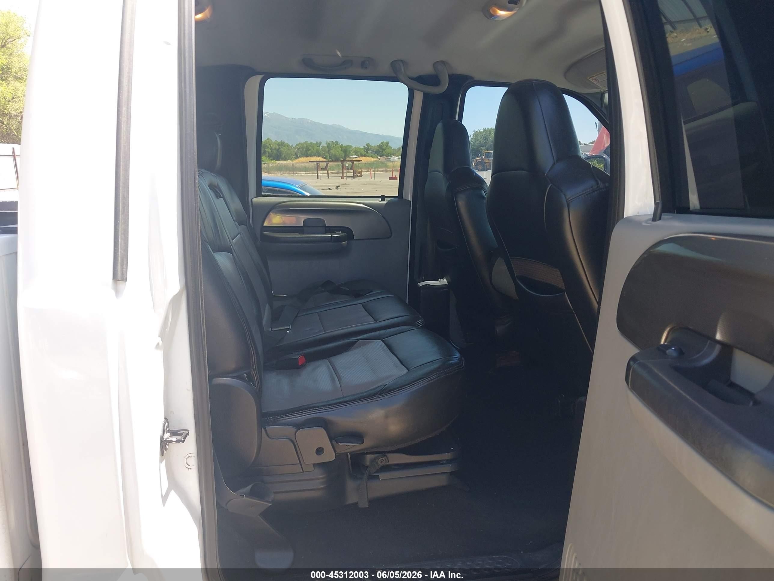 2006 Ford F-250 Lariat/xl/xlt White vin: 1FTSW21PX6EB20592