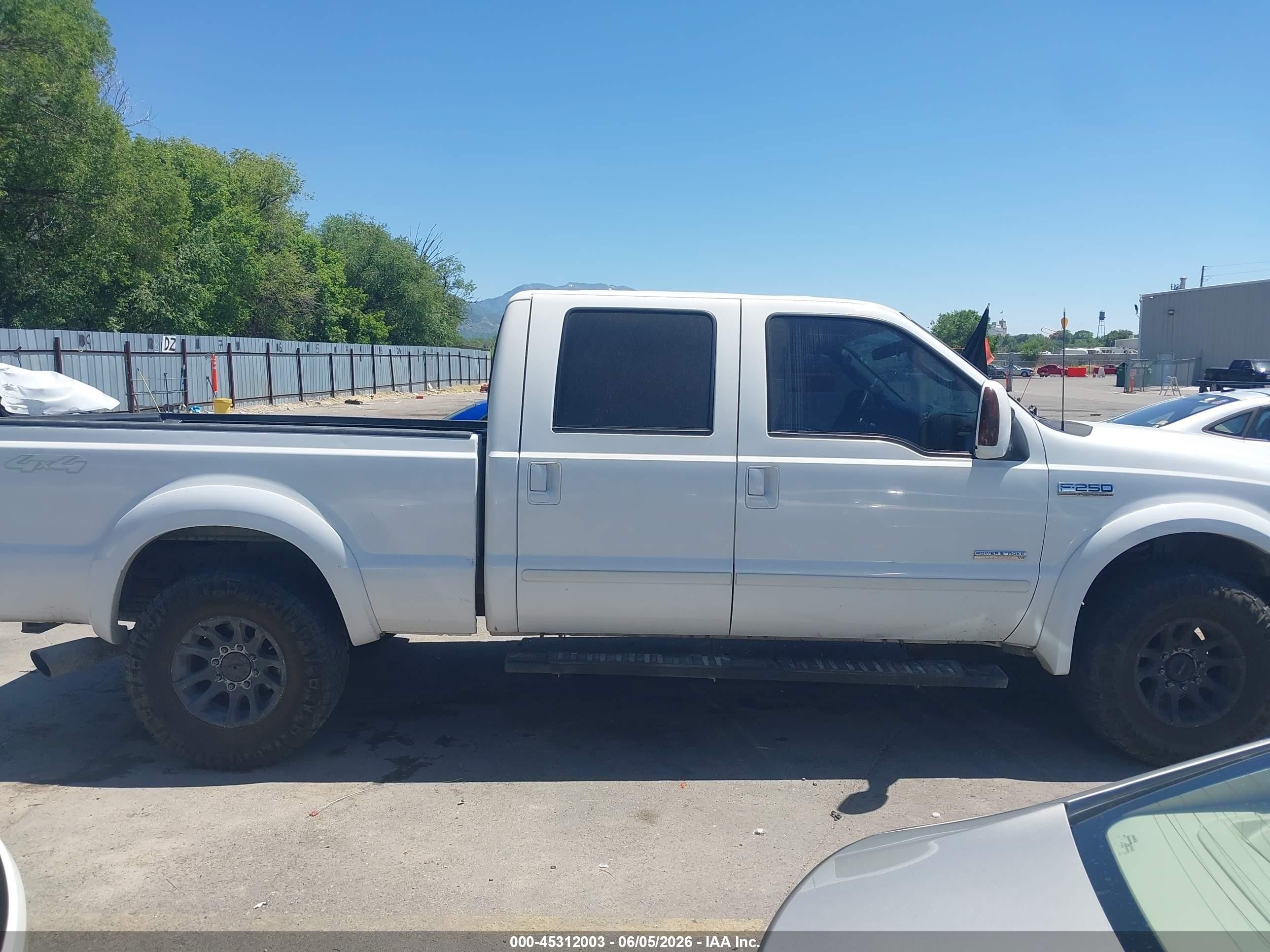 2006 Ford F-250 Lariat/xl/xlt White vin: 1FTSW21PX6EB20592