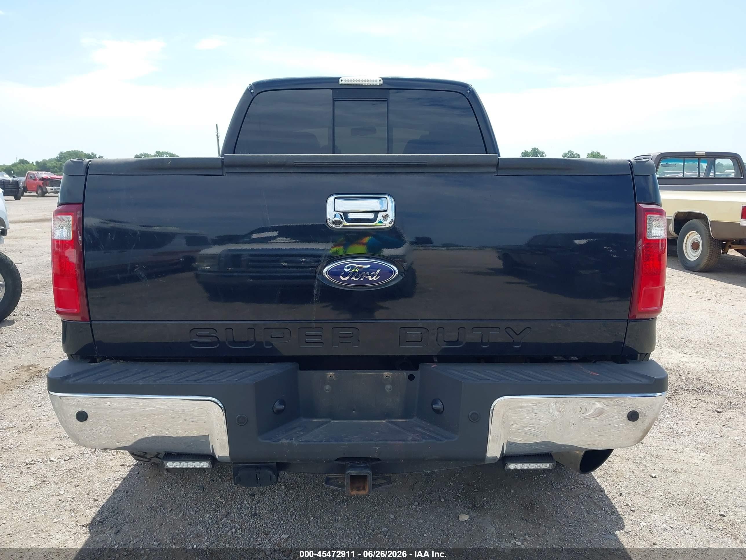 2008 Ford Super Duty F-250 Srw Fx4/harley-davidson/king Ranch/lariat/xl/xlt Black vin: 1FTSW21R08EC26523