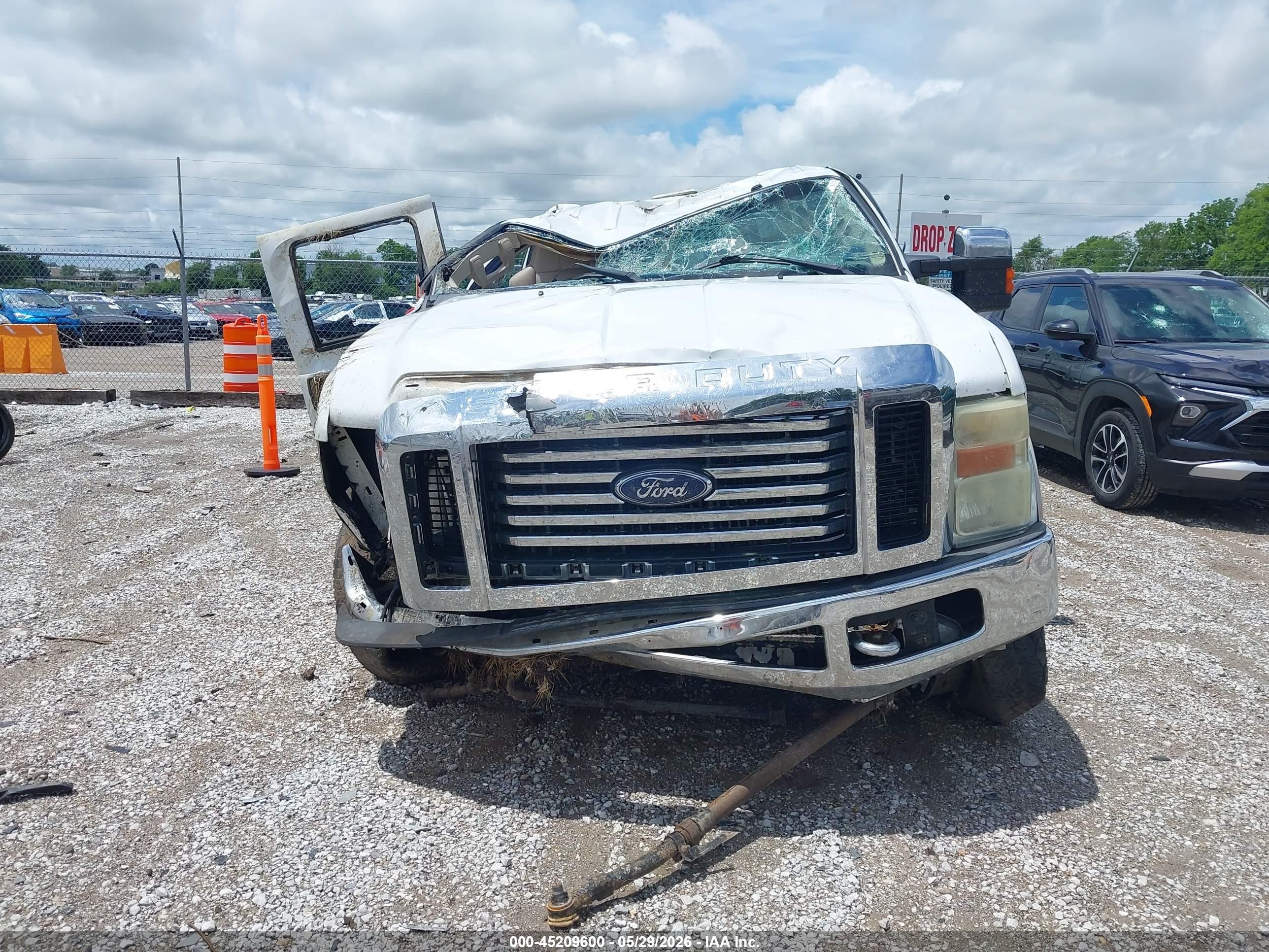 2008 Ford F-250 Fx4/harley-davidson/king Ranch/lariat/xl/xlt White vin: 1FTSW21R08ED11796