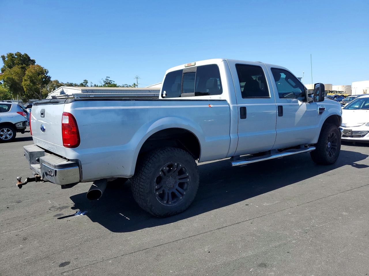 2008 Ford F250 Super Duty Silver vin: 1FTSW21R18EB98330