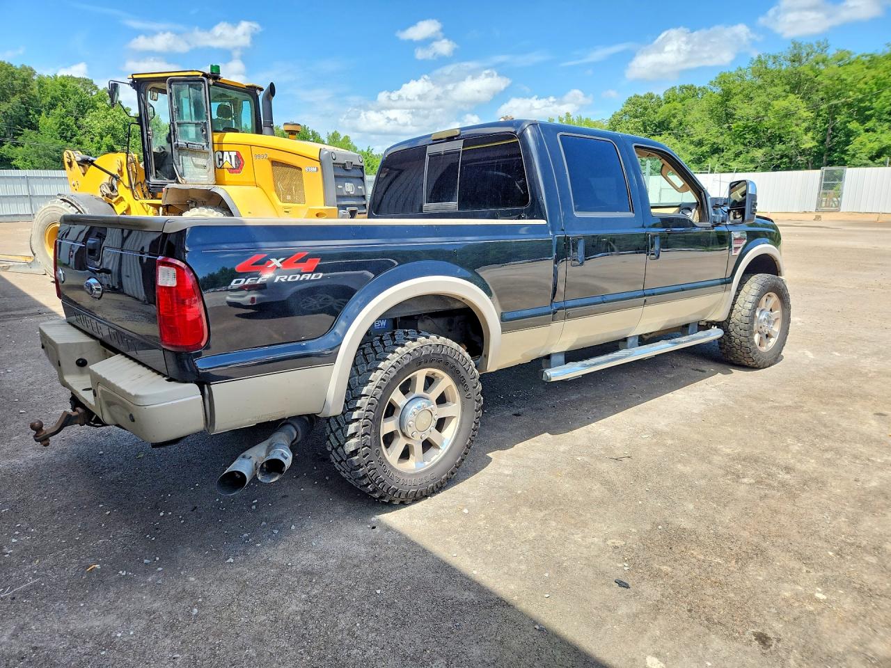 2008 Ford F250 Super Duty Two Tone vin: 1FTSW21R18EE08621