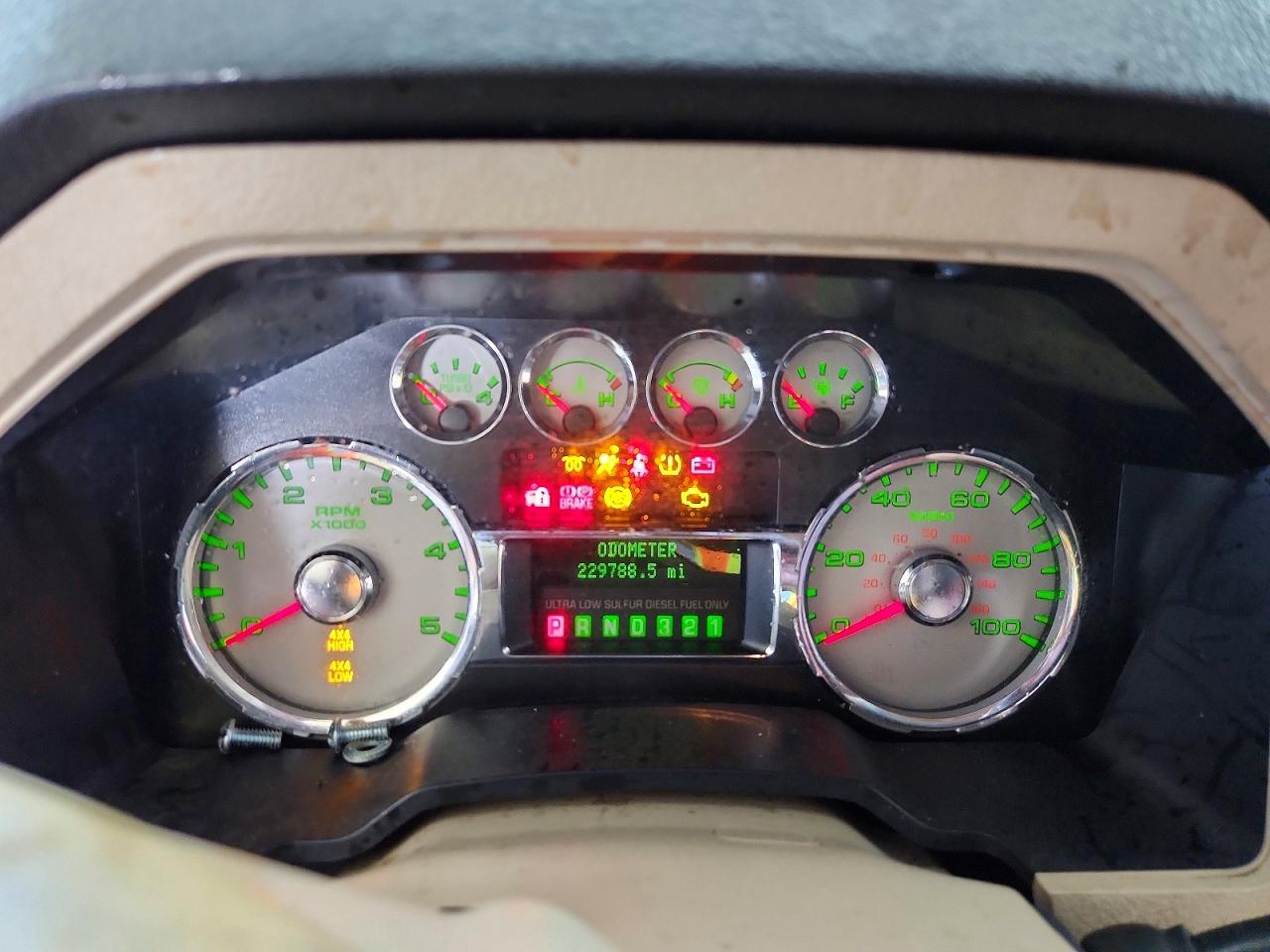2008 Ford F250 Super Duty Two Tone vin: 1FTSW21R18EE08621