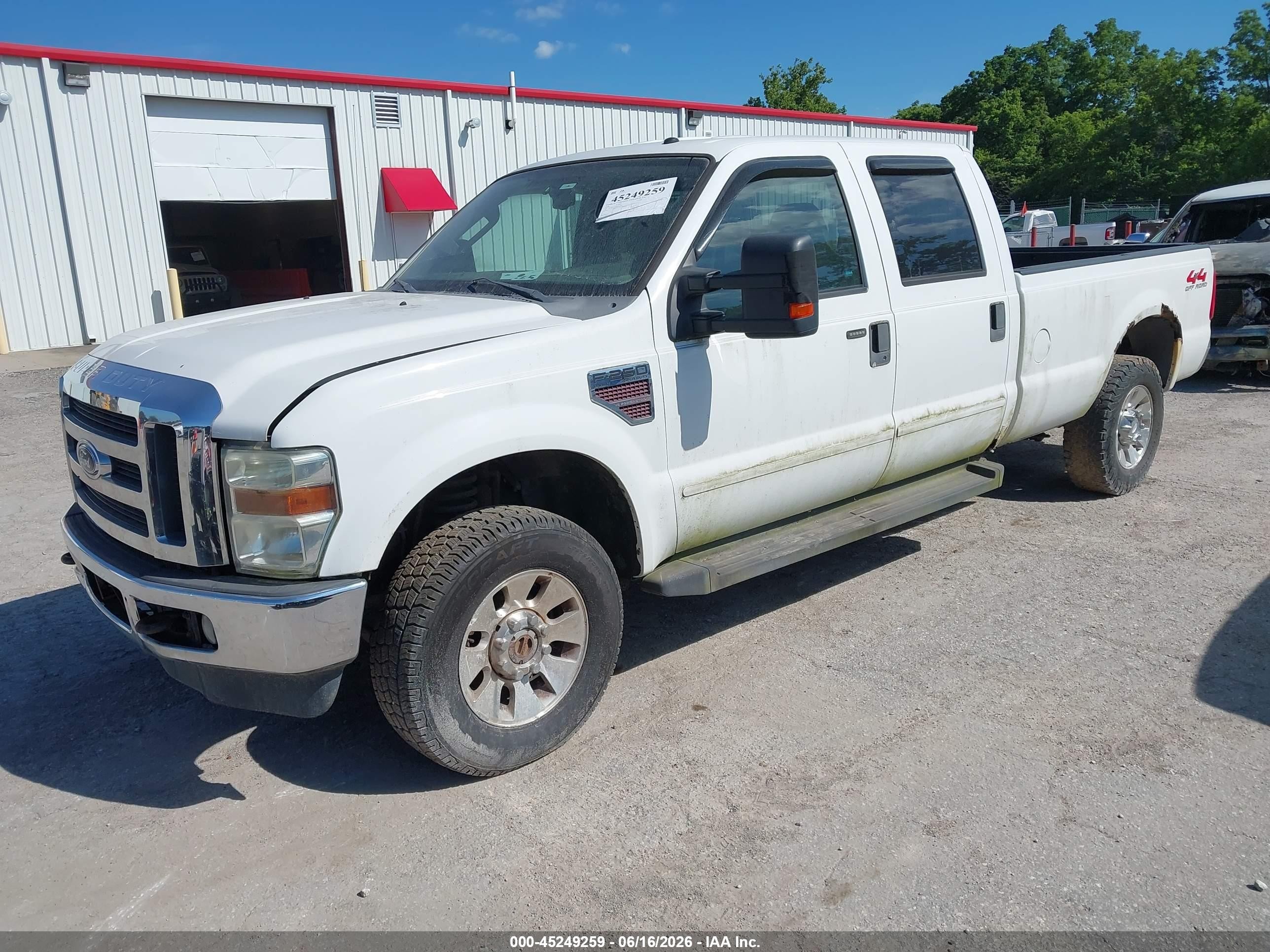 2008 Ford F-250 Lariat White vin: 1FTSW21R28EE60095