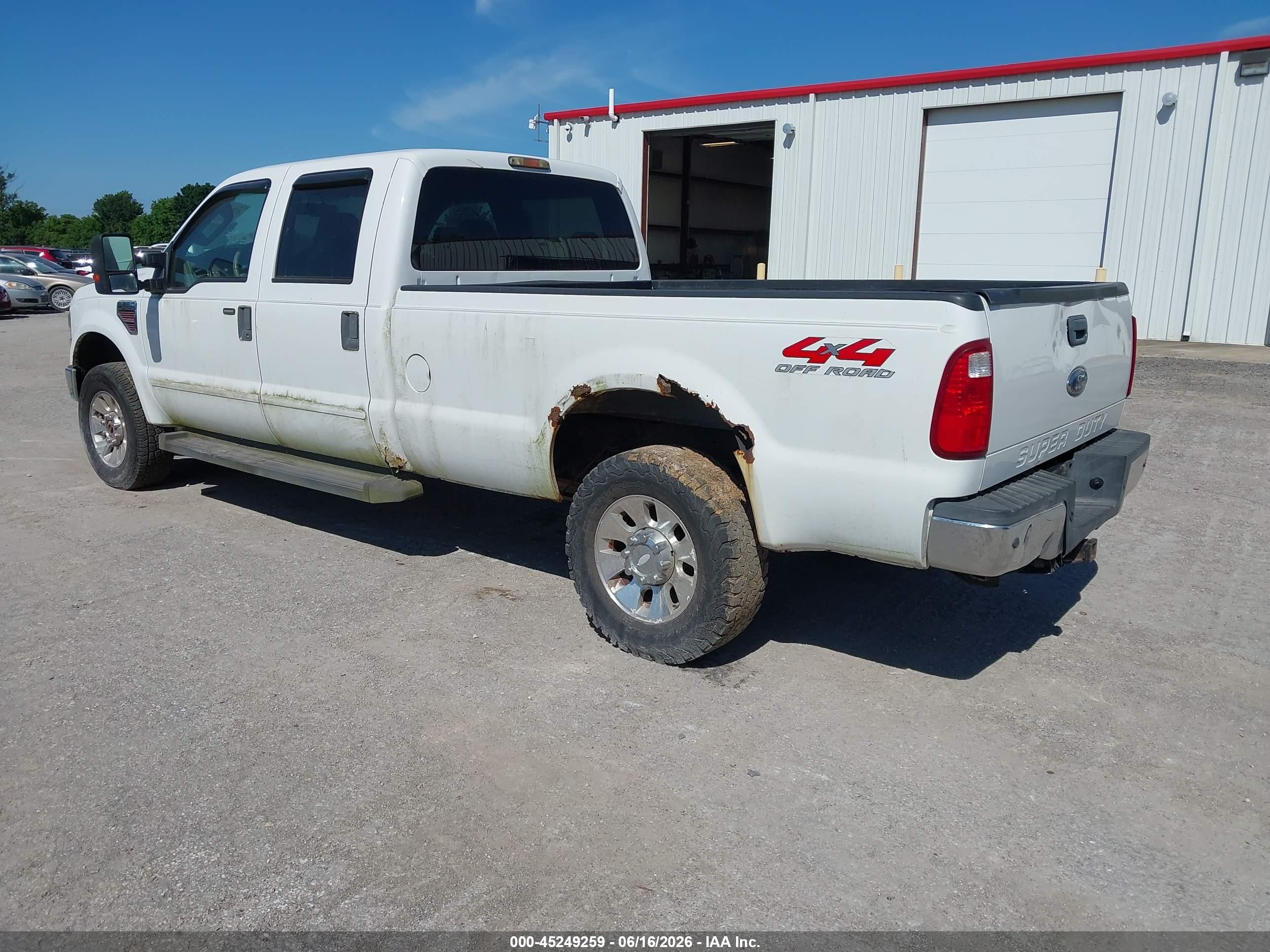 2008 Ford F-250 Lariat White vin: 1FTSW21R28EE60095