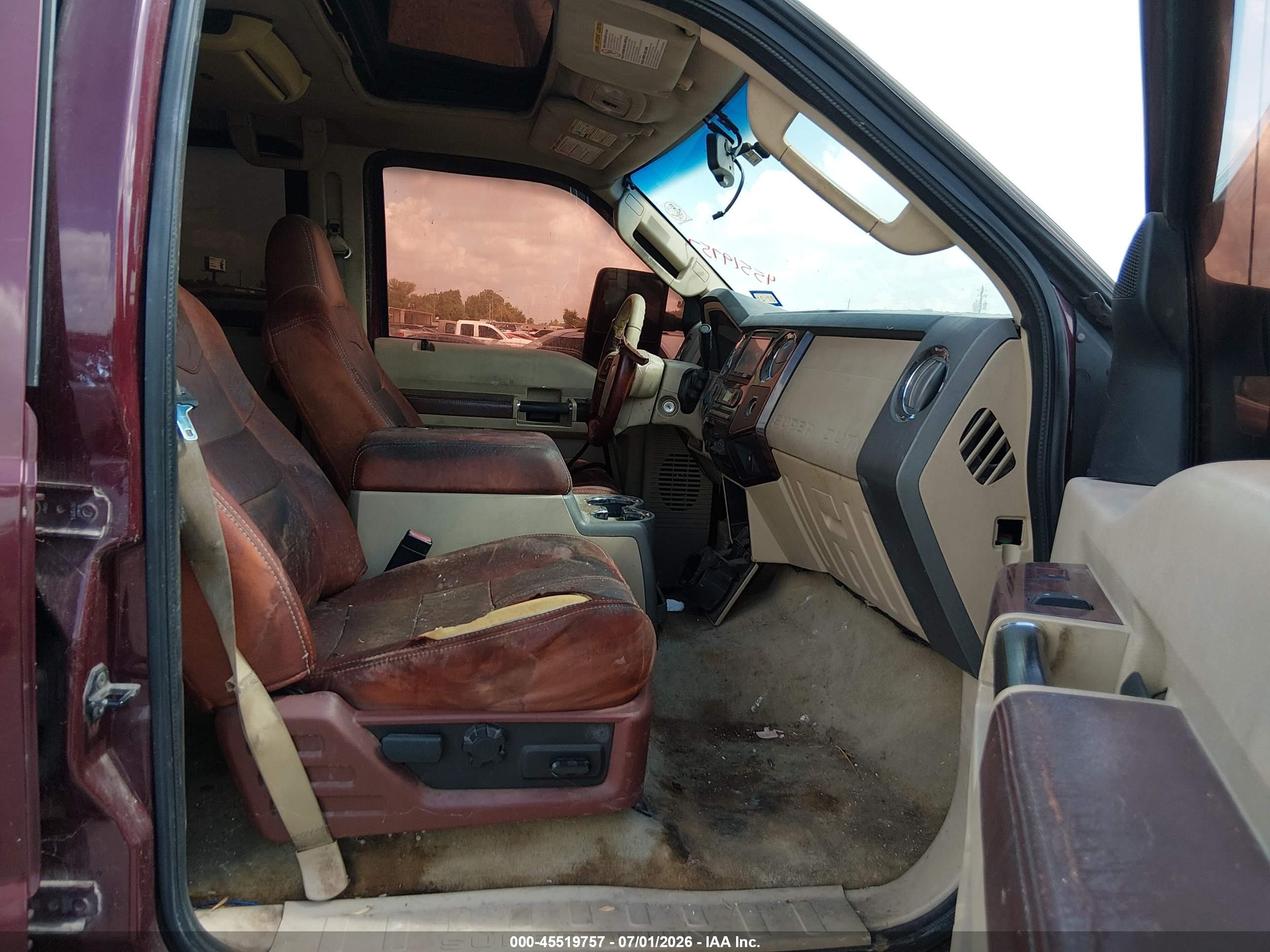 2008 Ford F-250 Lariat Maroon vin: 1FTSW21R38EB12032