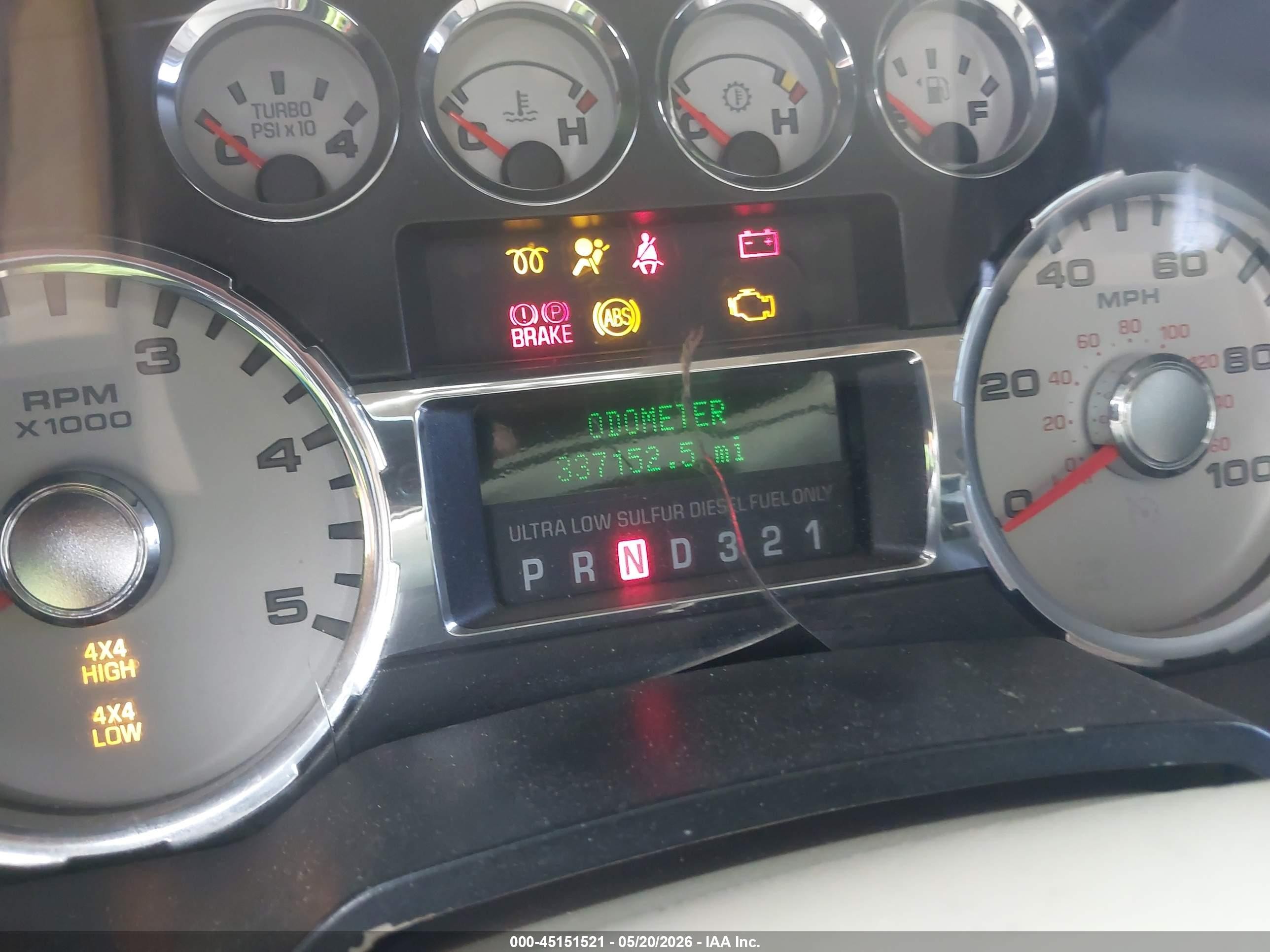 2008 Ford F-250   White vin: 1FTSW21R38EB54345