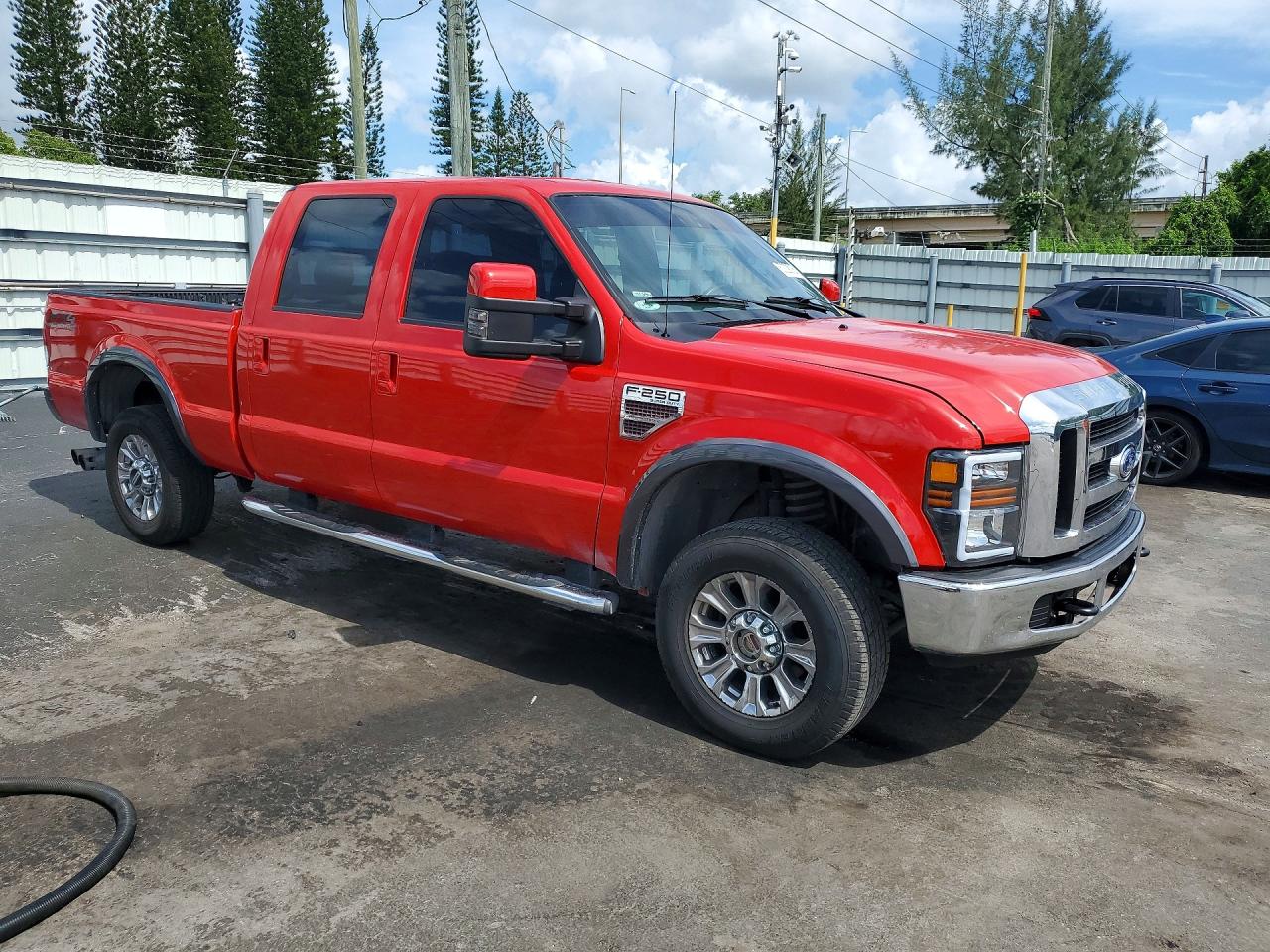 2008 Ford F250 Super Duty Red vin: 1FTSW21R38EC45731