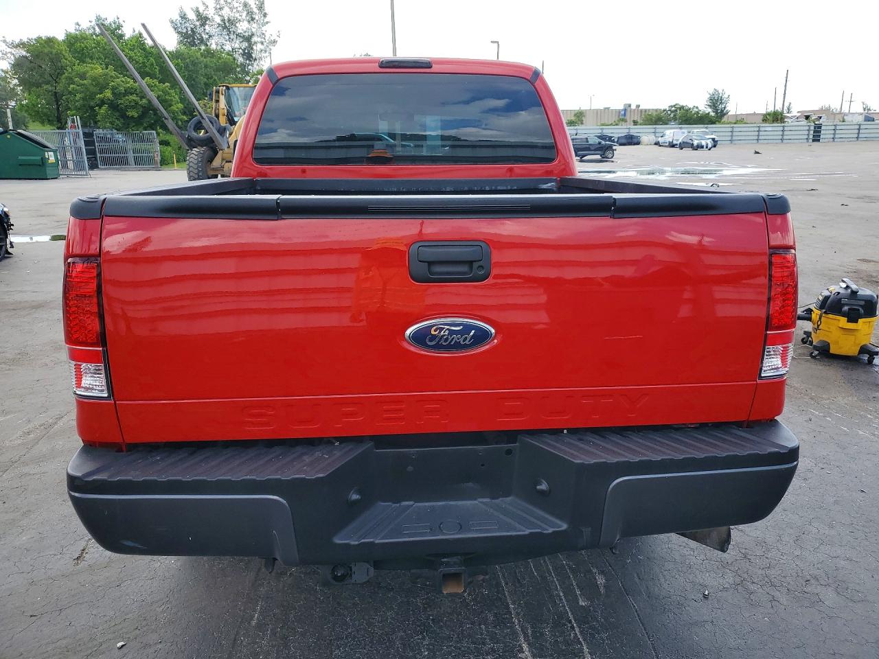 2008 Ford F250 Super Duty Red vin: 1FTSW21R38EC45731