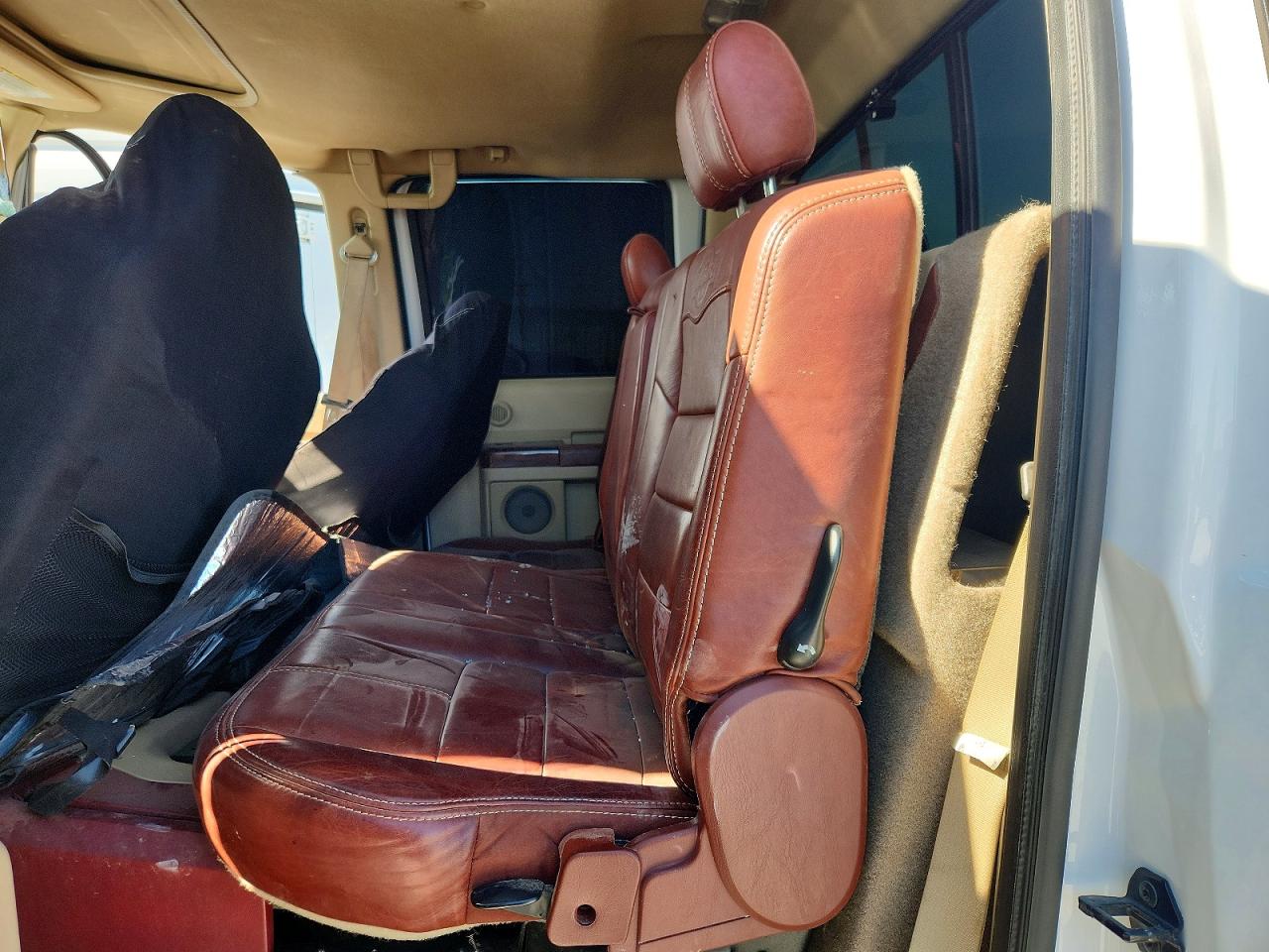 2008 Ford F250 Super Duty White vin: 1FTSW21R38ED16586