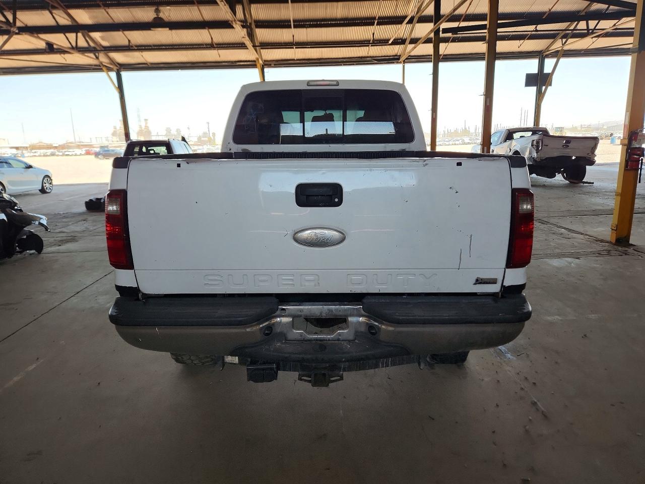 2008 Ford F250 Super Duty Белый vin: 1FTSW21R48EA39558
