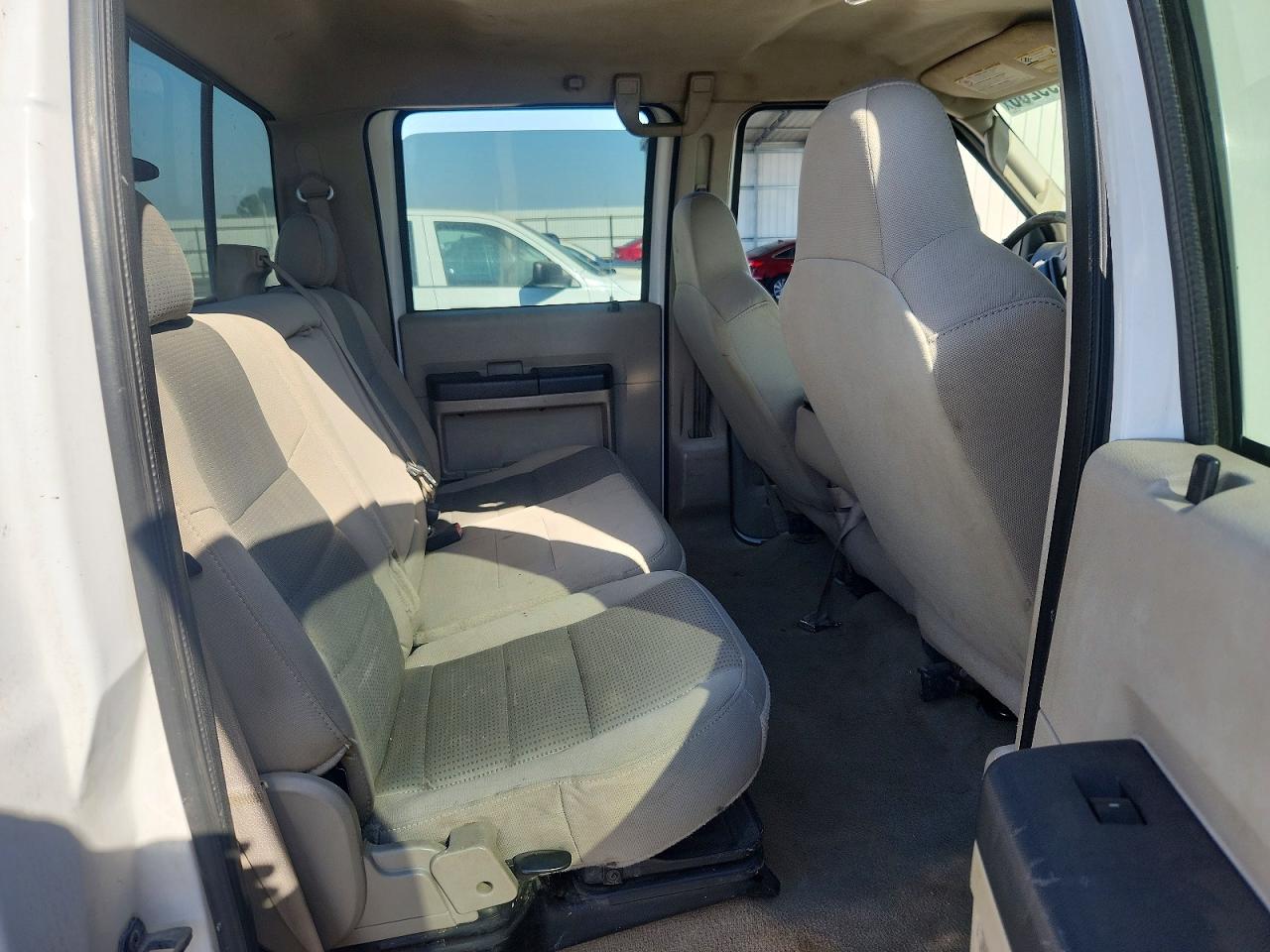 2008 Ford F250 Super Duty Белый vin: 1FTSW21R48EC34558
