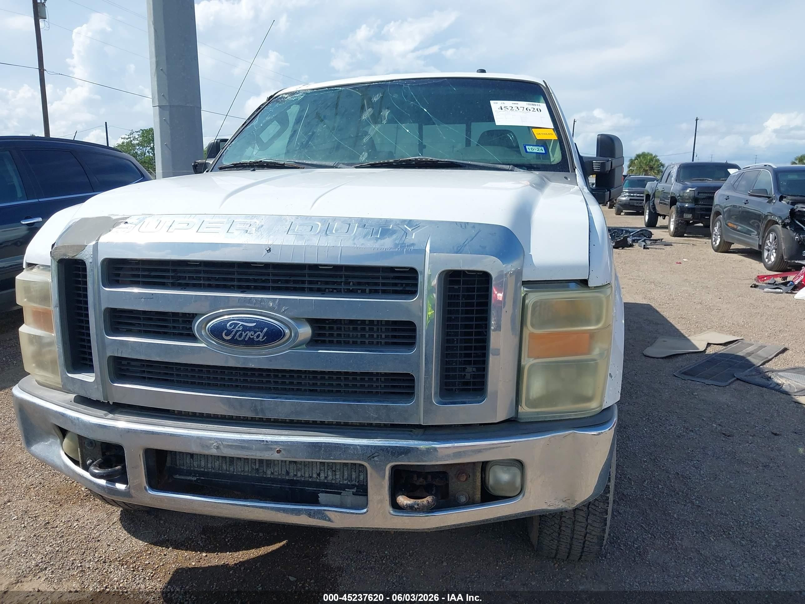 2008 Ford F-250 Fx4/harley-davidson/king Ranch/lariat/xl/xlt Белый vin: 1FTSW21R48ED54134