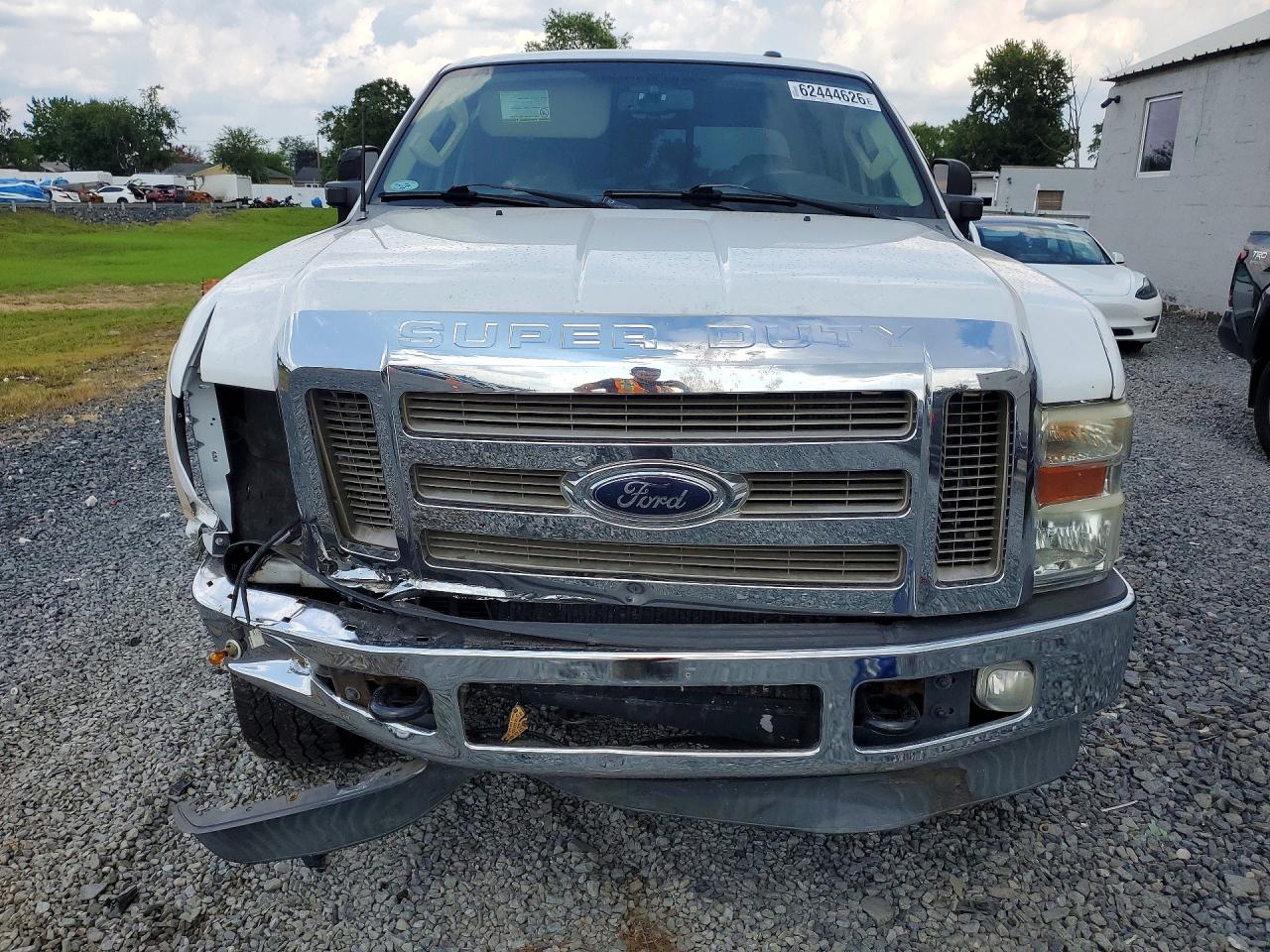 2009 Ford F250 Super Duty White vin: 1FTSW21R49EA76059