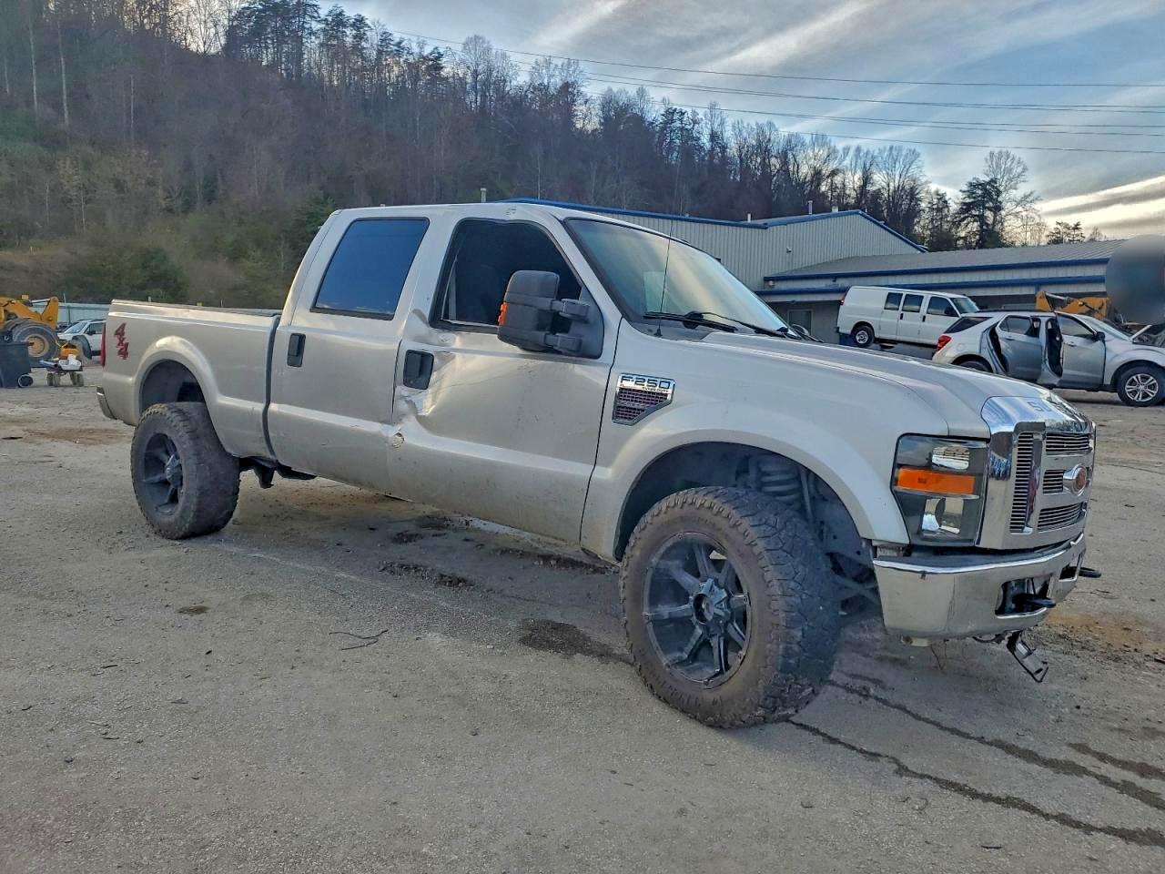 2008 Ford F350 Srw Super Duty Silver vin: 1FTSW21R58EB41743