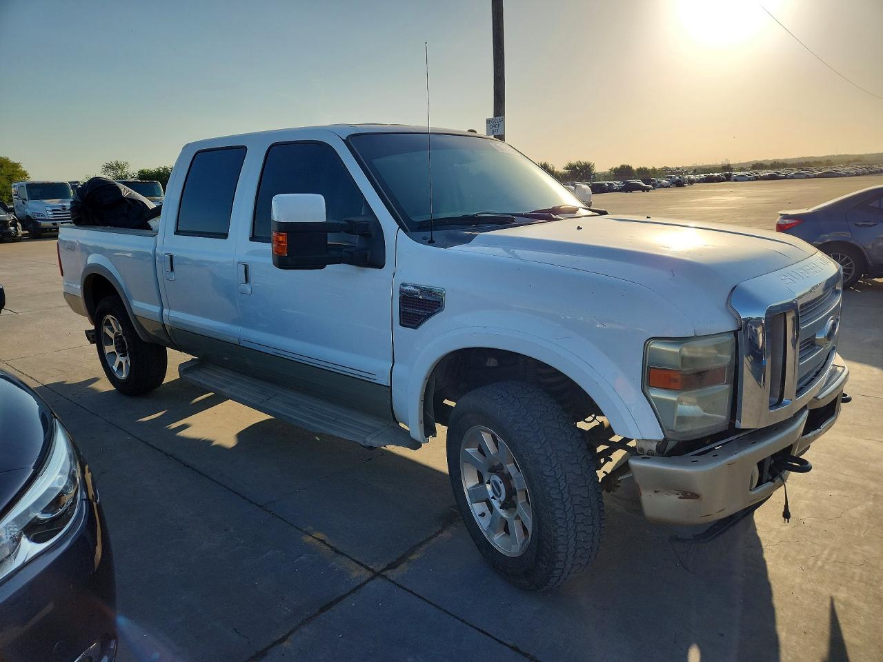 2008 Ford F250 Super Duty White vin: 1FTSW21R58EE34090