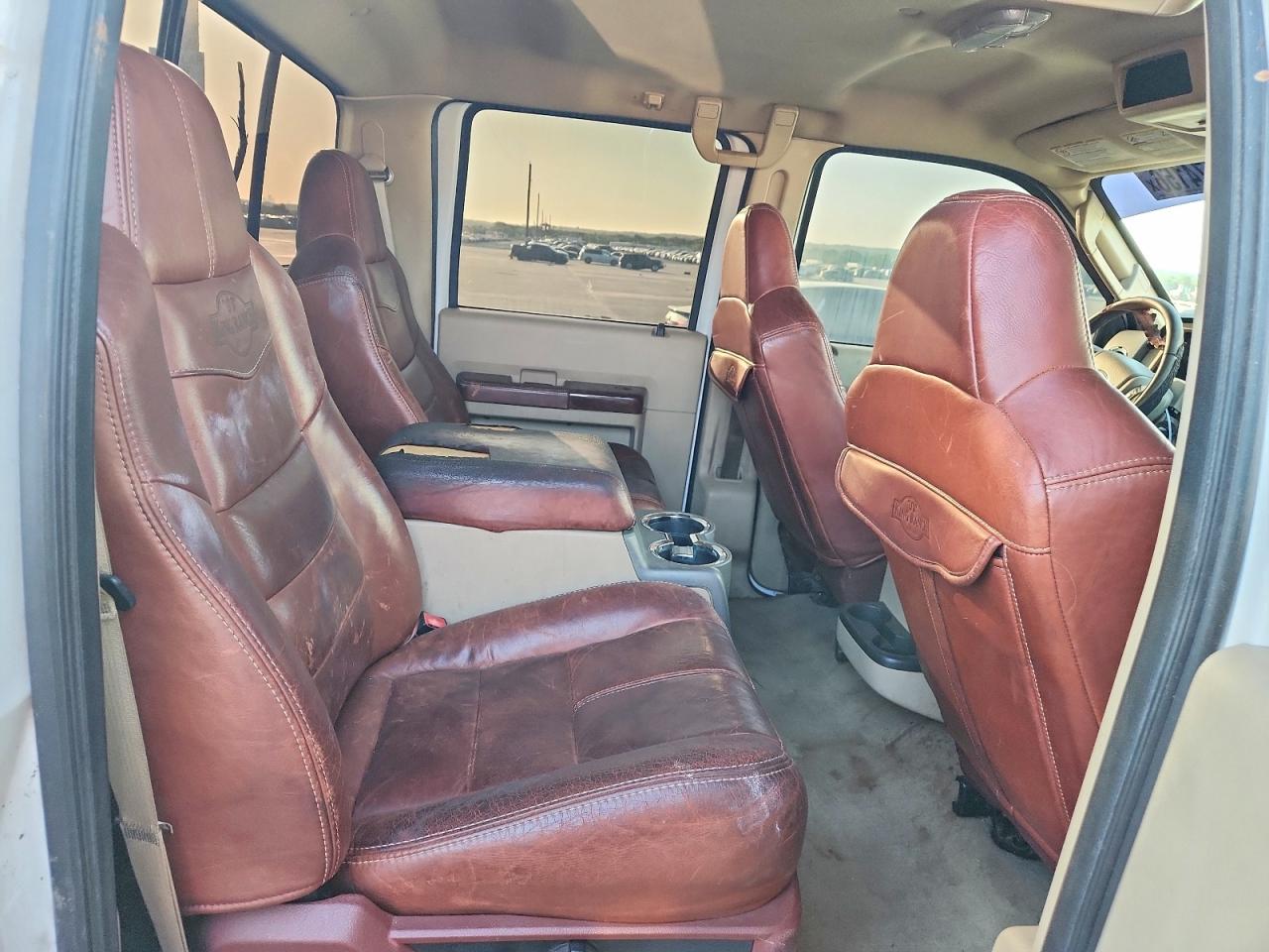 2008 Ford F250 Super Duty White vin: 1FTSW21R58EE34090