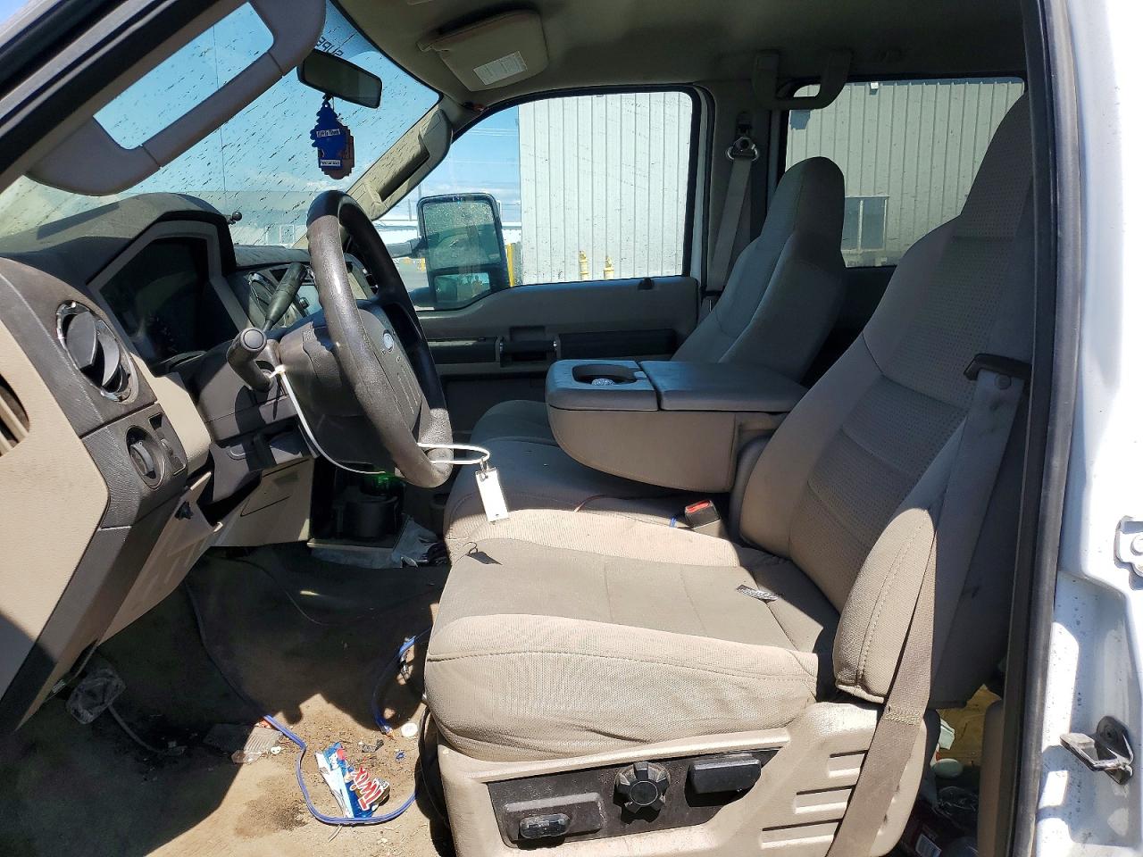 2008 Ford F250 Super Duty Белый vin: 1FTSW21R68EA38492