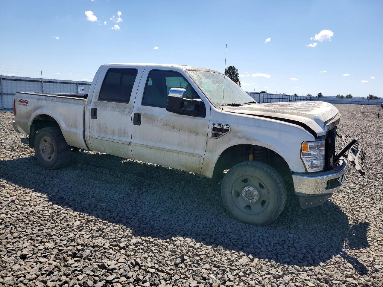 2008 Ford F250 Super Duty Белый vin: 1FTSW21R68EA38492